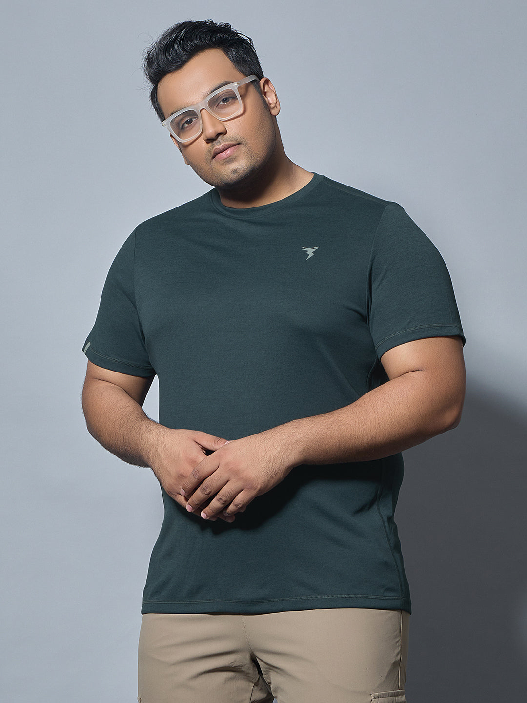 Men Slim Fit Crew Neck T-shirt with Double Cool