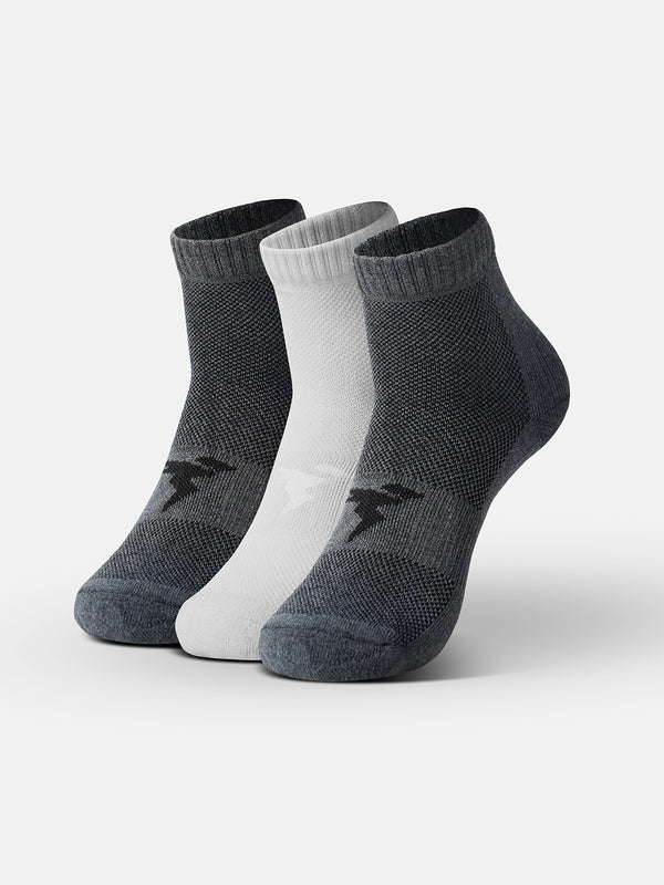 Men Solid Pack of 3 Socks with VENTMESH