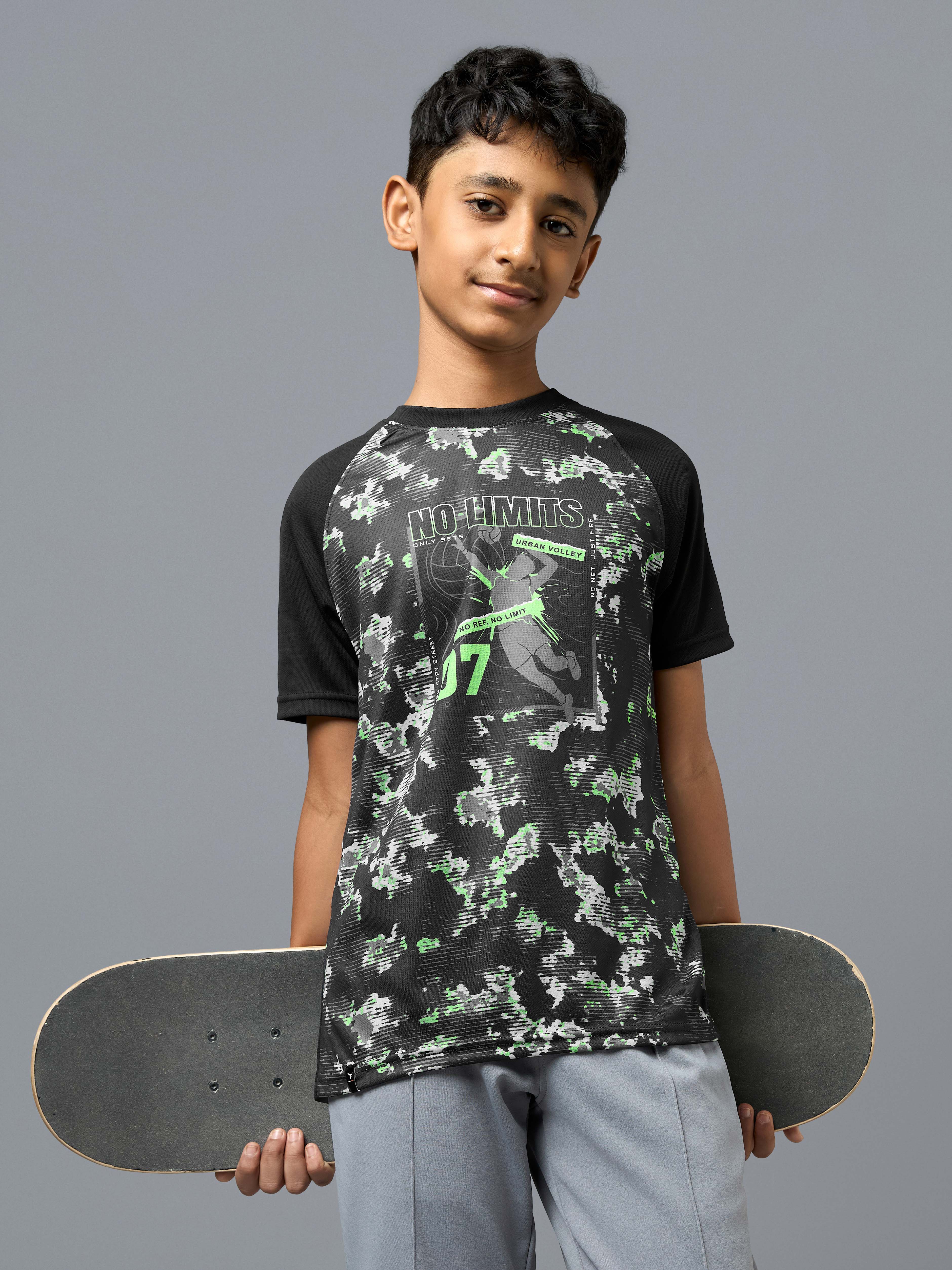 Boys Printed Slim Fit Crew Neck T-shirt with TECHNOLITE