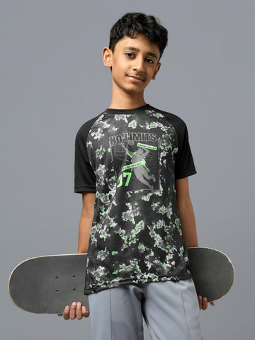 Boys Printed Slim Fit Crew Neck T-shirt with TECHNOLITE