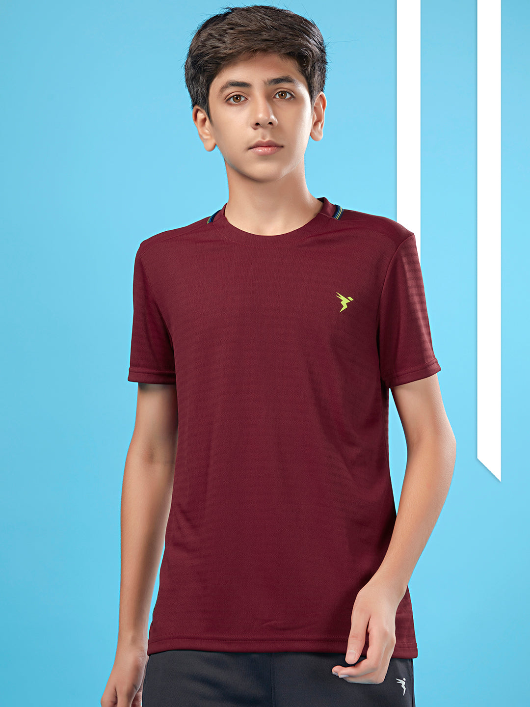 Boys Solid Slim Fit Round Neck T-shirt with TECHNOCOOL+