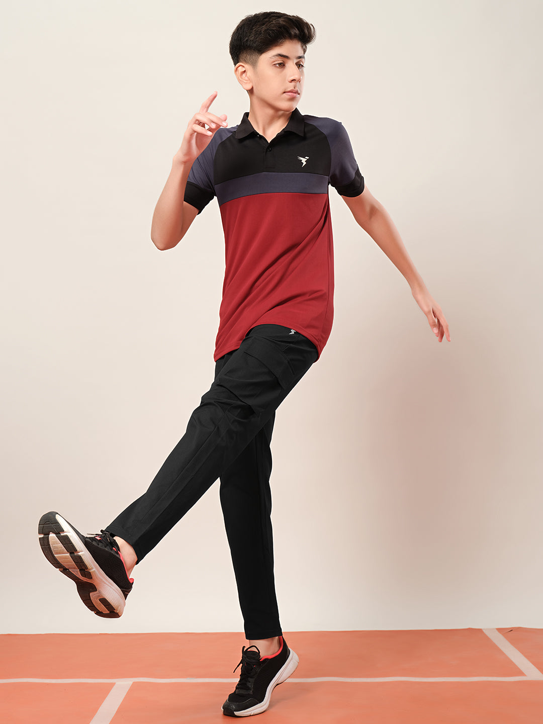 Boys Solid Regular Fit Cargo Trackpants with TS FLEXI