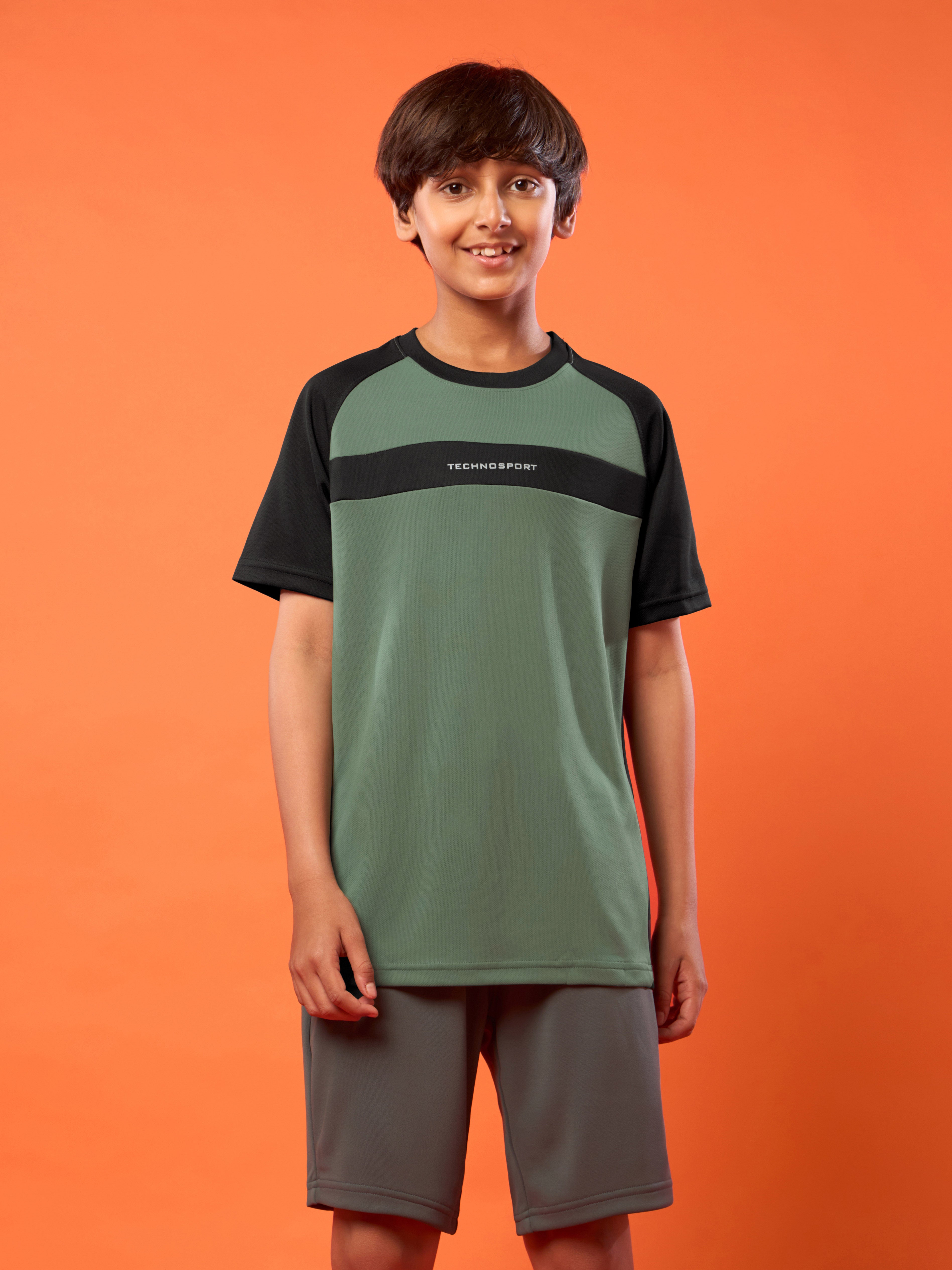 Boys Colorblock Slim Fit Round Neck T-shirt with DOUBLE COOL