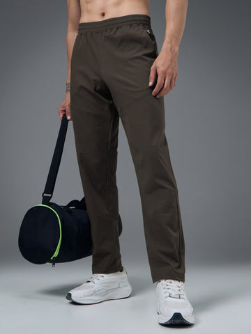 Men Solid Regular Fit Trackpants with TS FLEXI