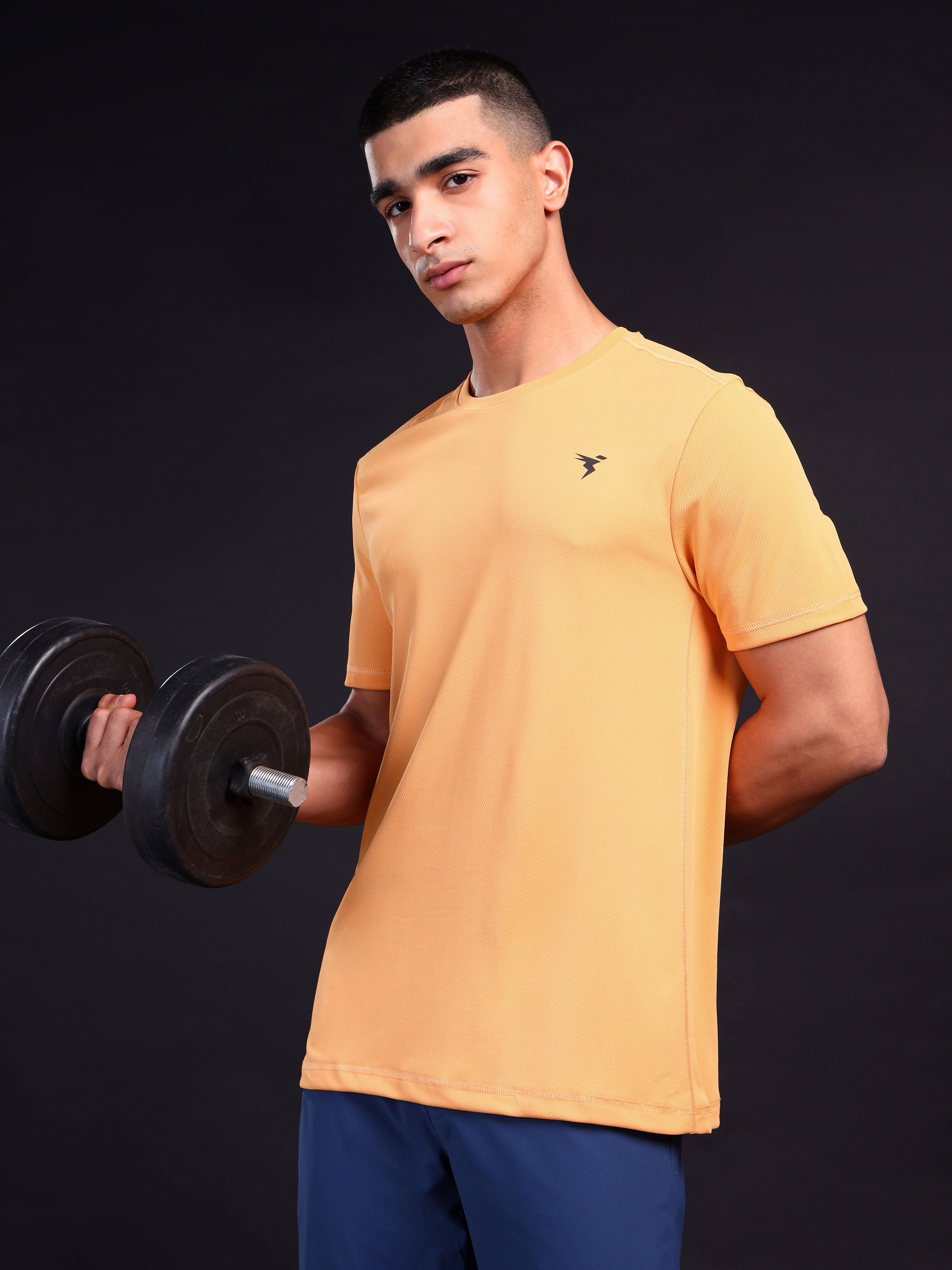 Men Solid Slim Fit Crew Neck T-shirt with TECHNO COOL+