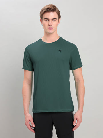 Men Solid Slim Fit Crew Neck T-shirt with TECHNO COOL+