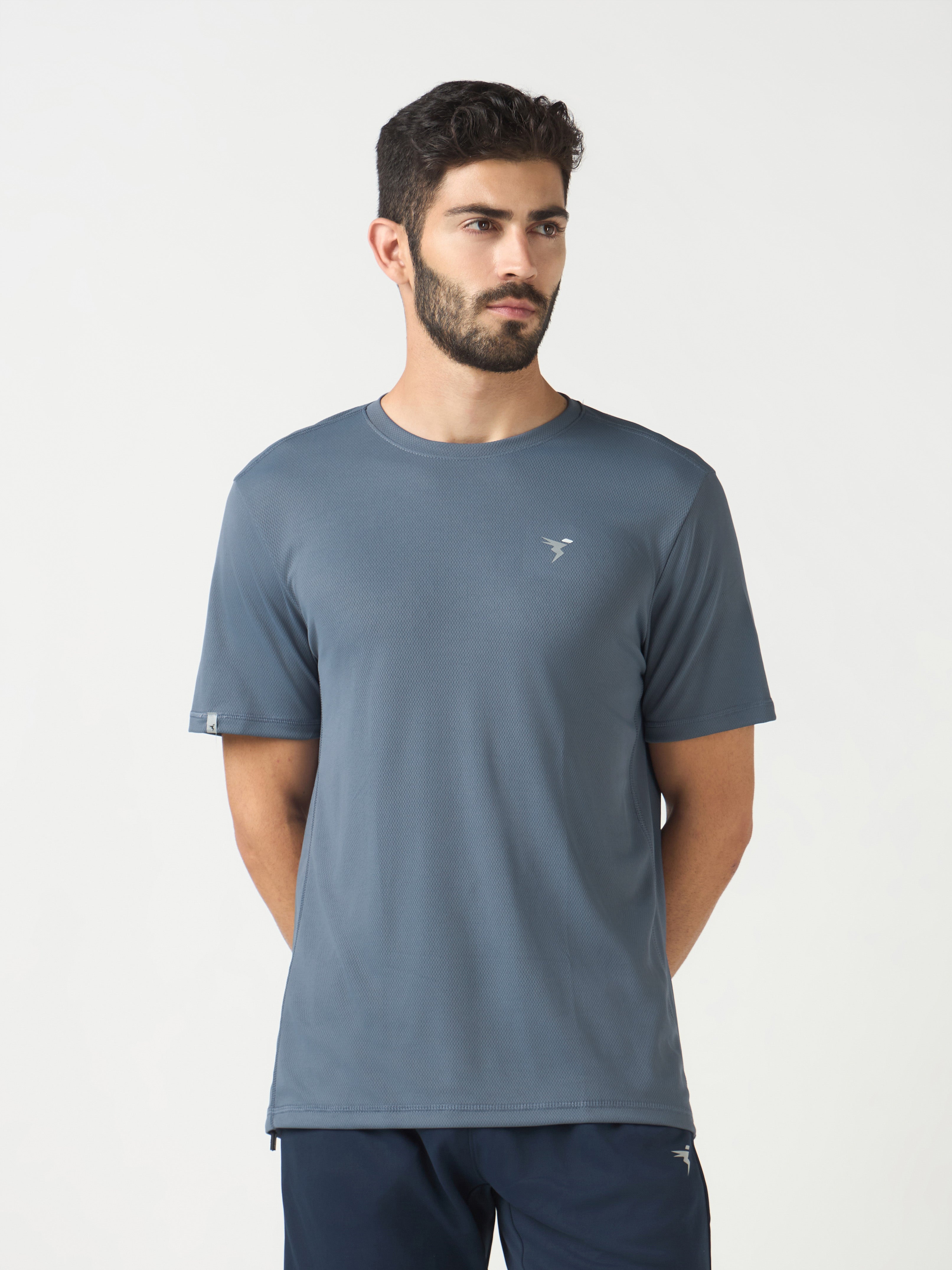 Men Solid Slim Fit Crew Neck T-shirt with TECHNO COOL+