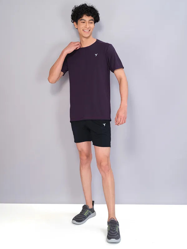 Men Solid Slim Fit Crew Neck T-shirt with TECHNO COOL+