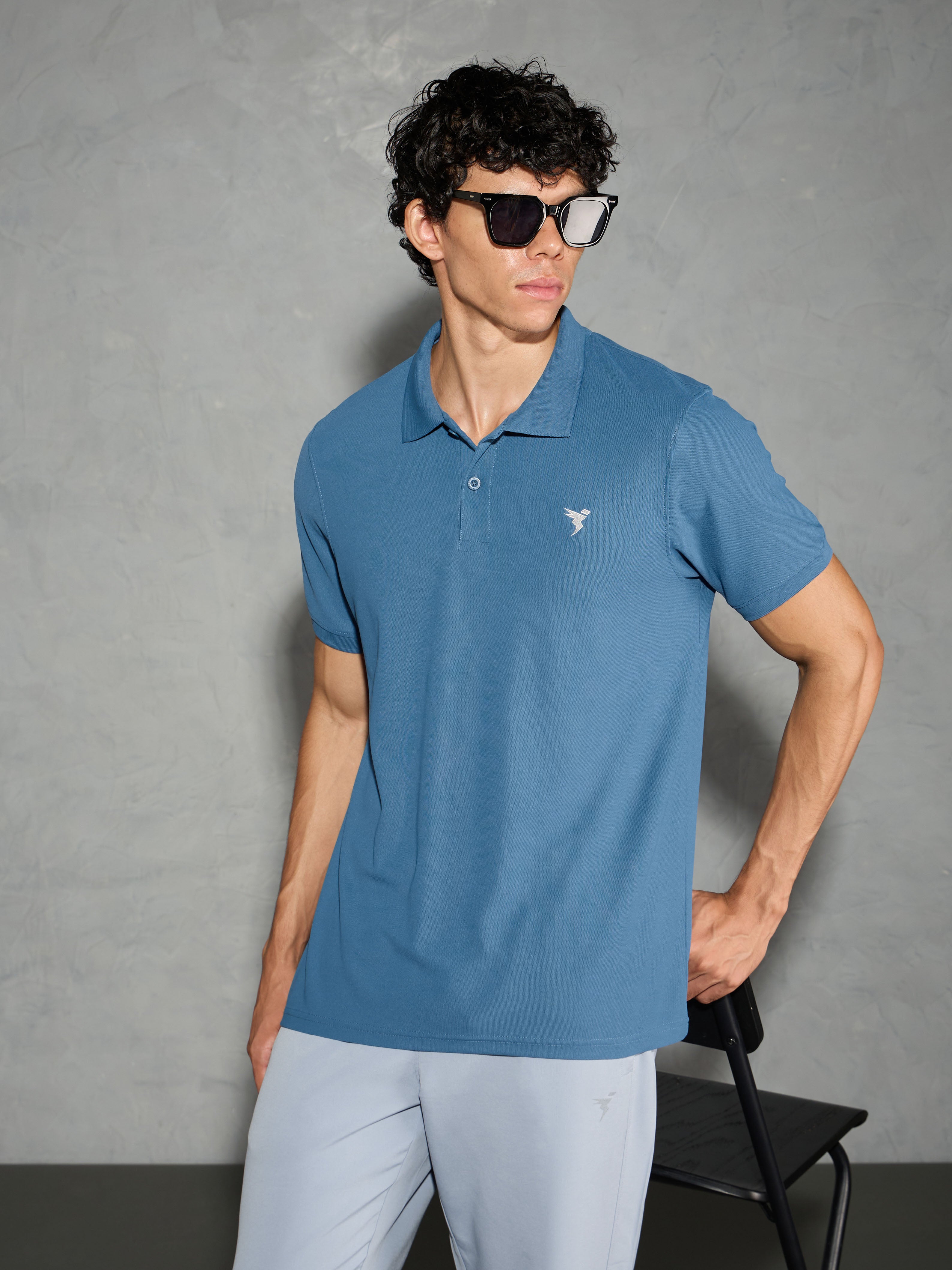 Men Solid Slim Fit Polo T-shirt with MATPIQ