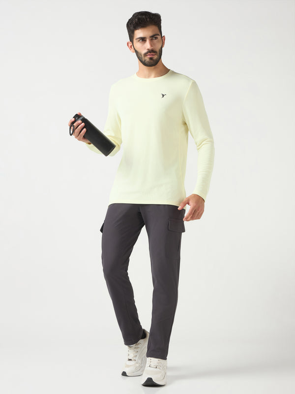 Men Solid Slim Fit Crew Neck T-shirt with TECHNO COOL+