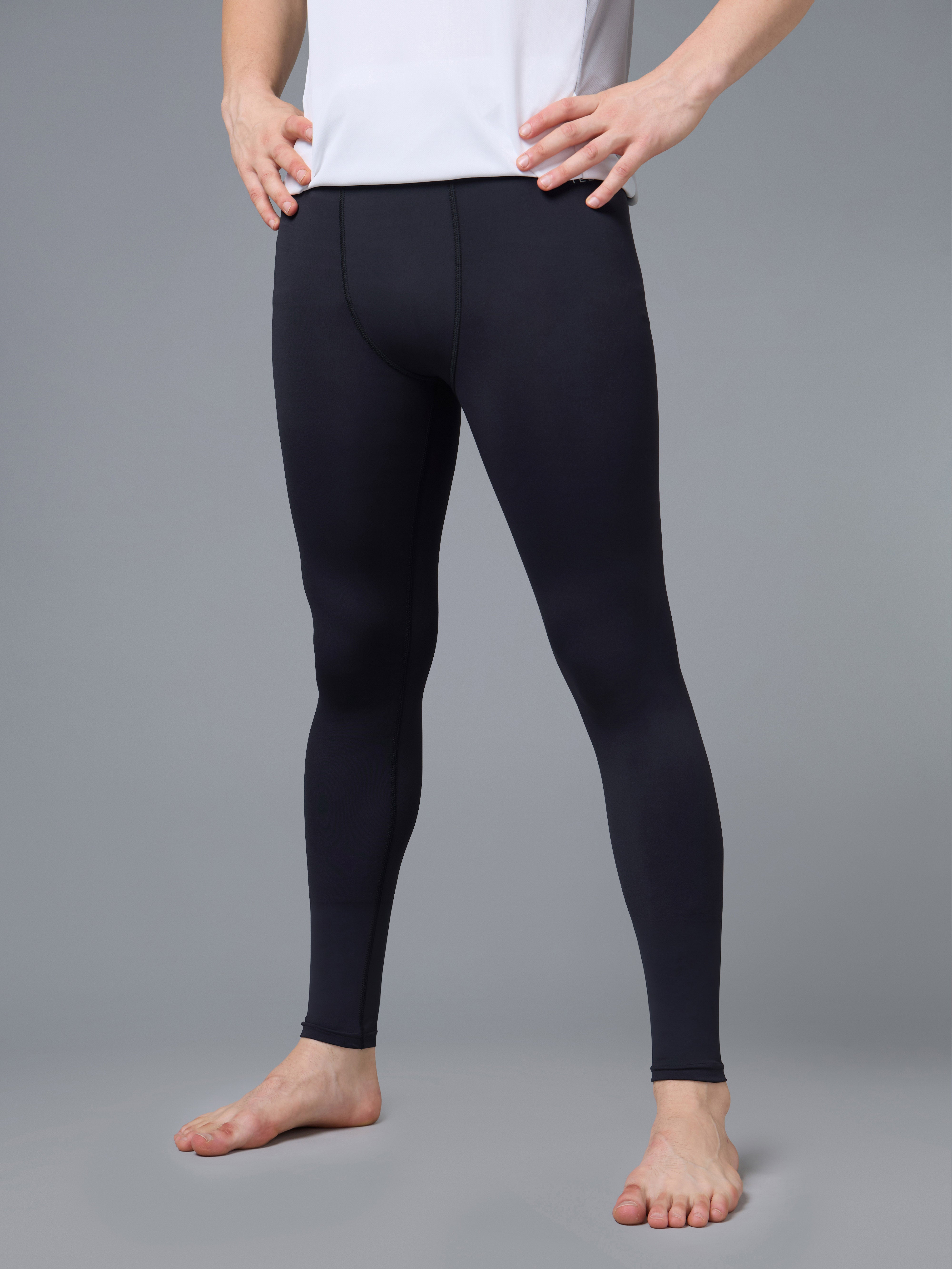 Men Solid Slim Fit Compression Tights with ELASTOPLUS