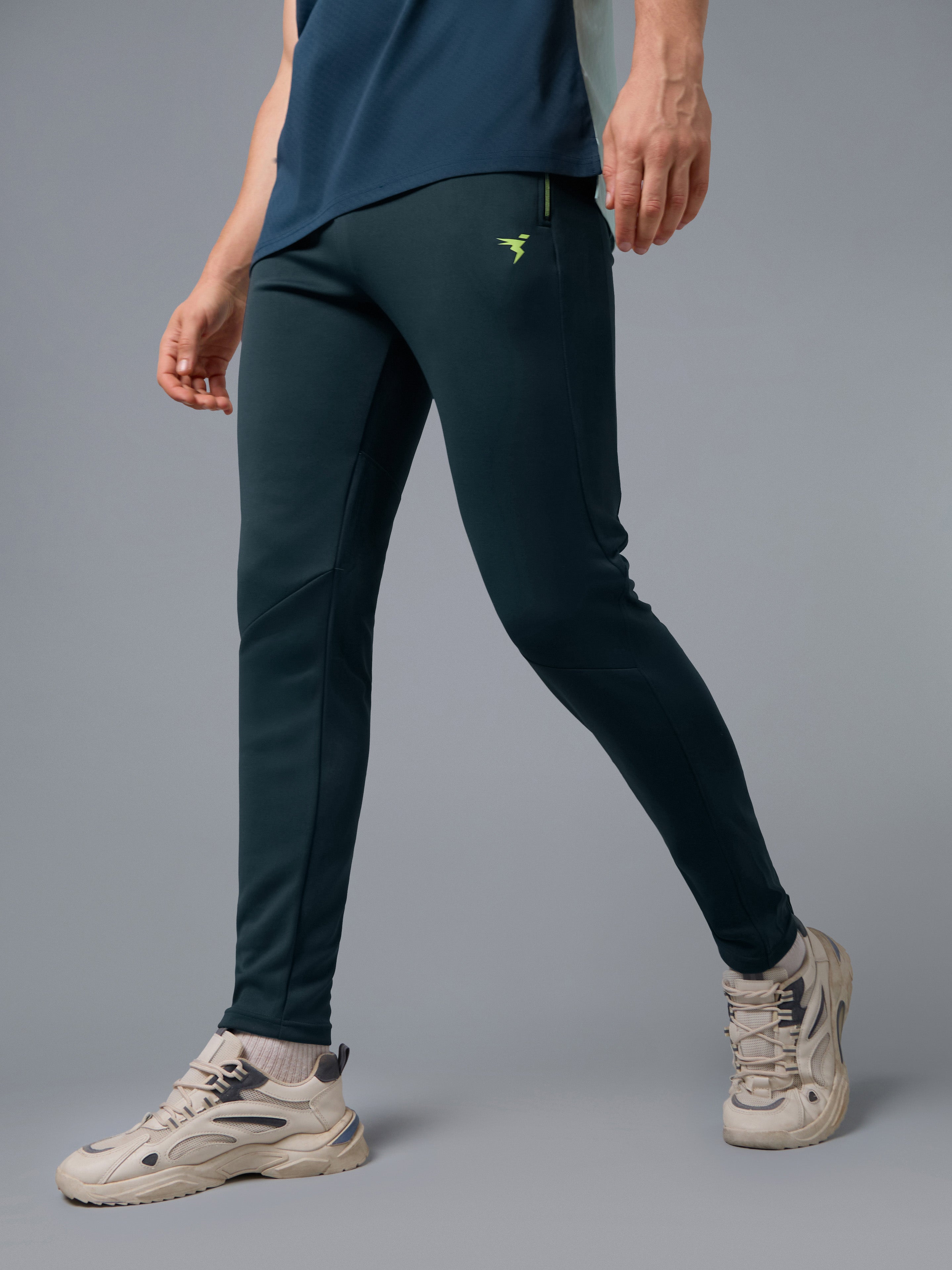 Men Solid Slim Fit Trackpants with TECHNO DRY