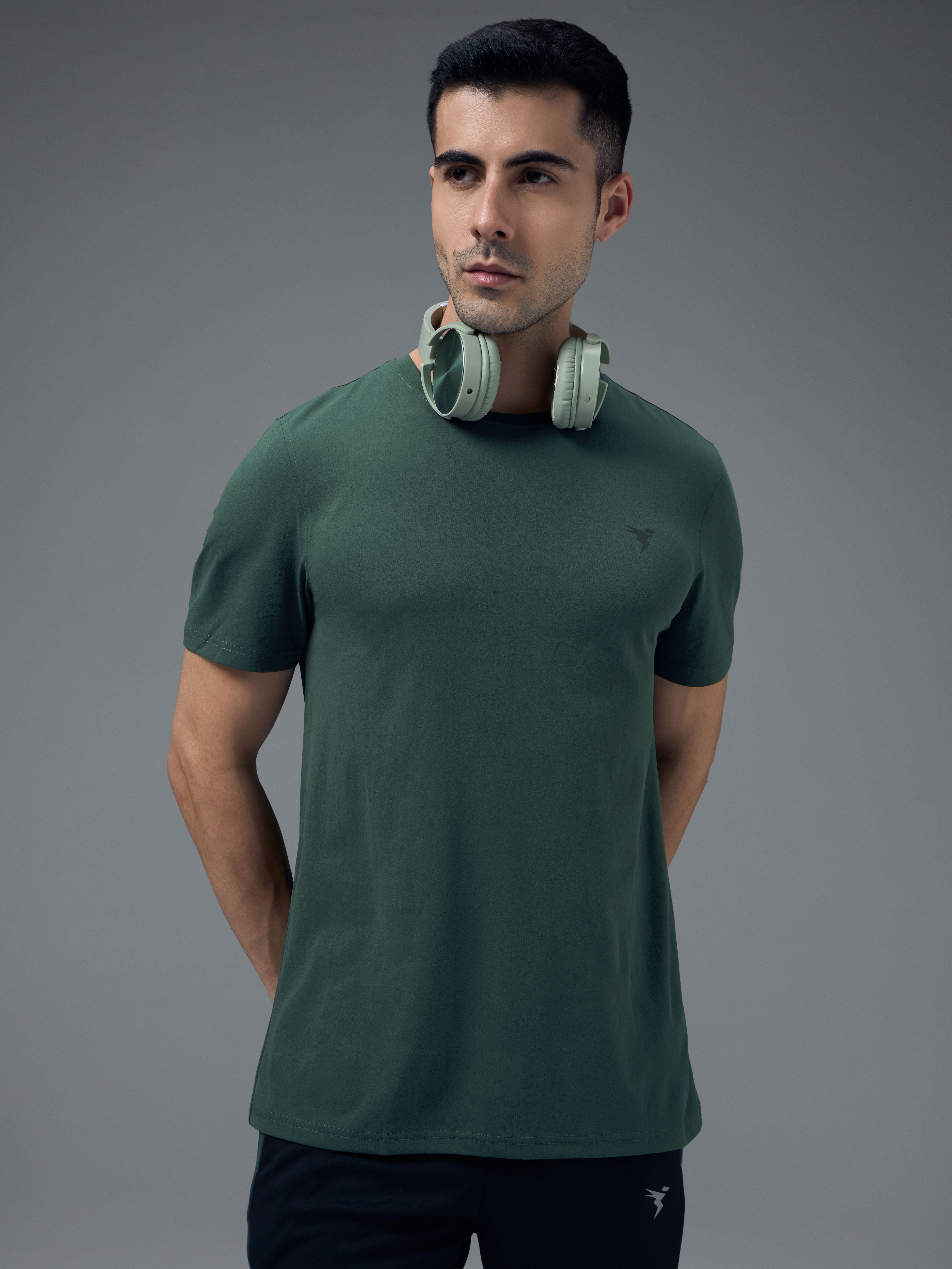 Men Solid Slim Fit Crew Neck T-shirt with COTFLEX
