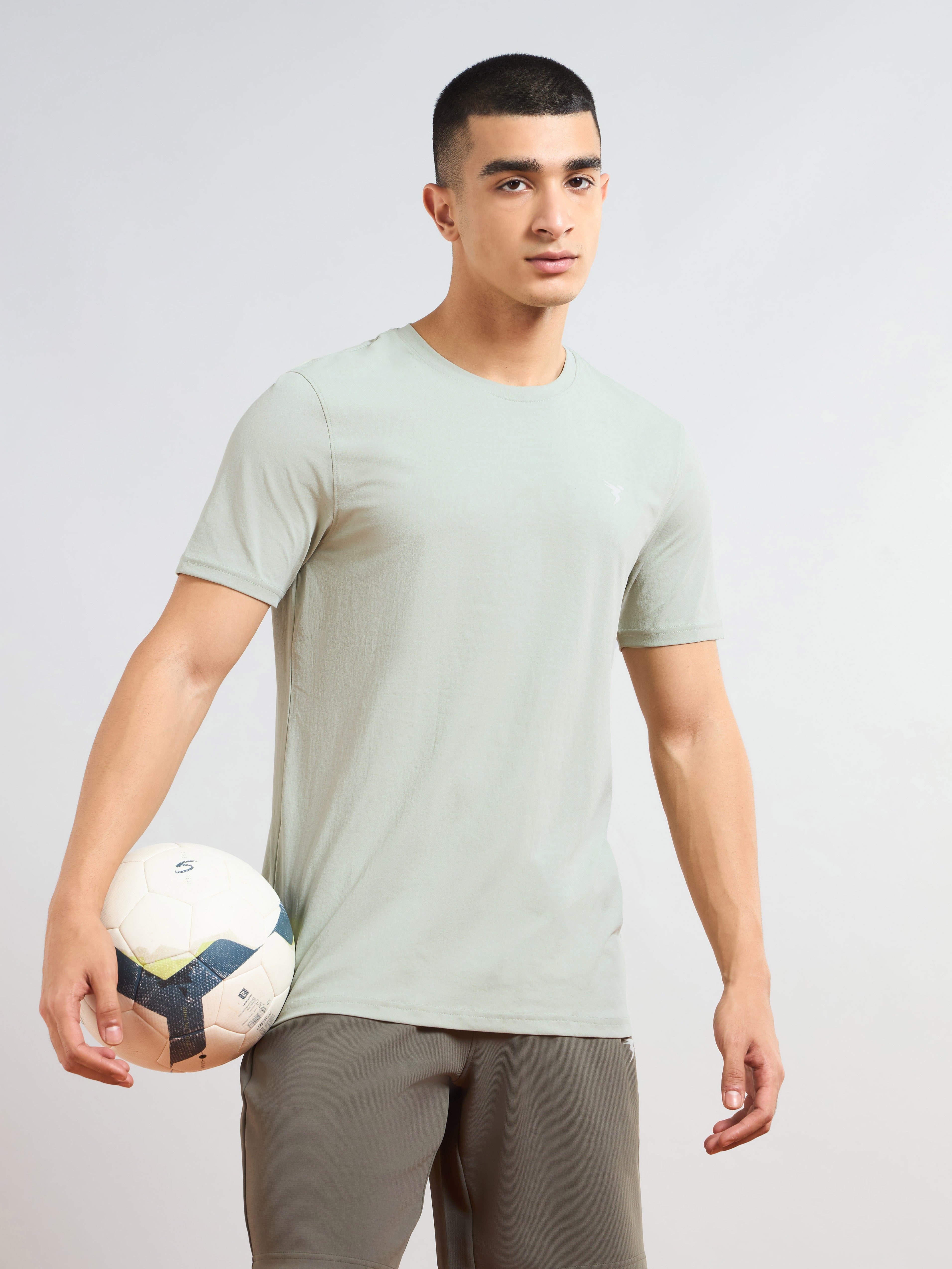 Men Solid Slim Fit Crew Neck T-shirt with COTFLEX