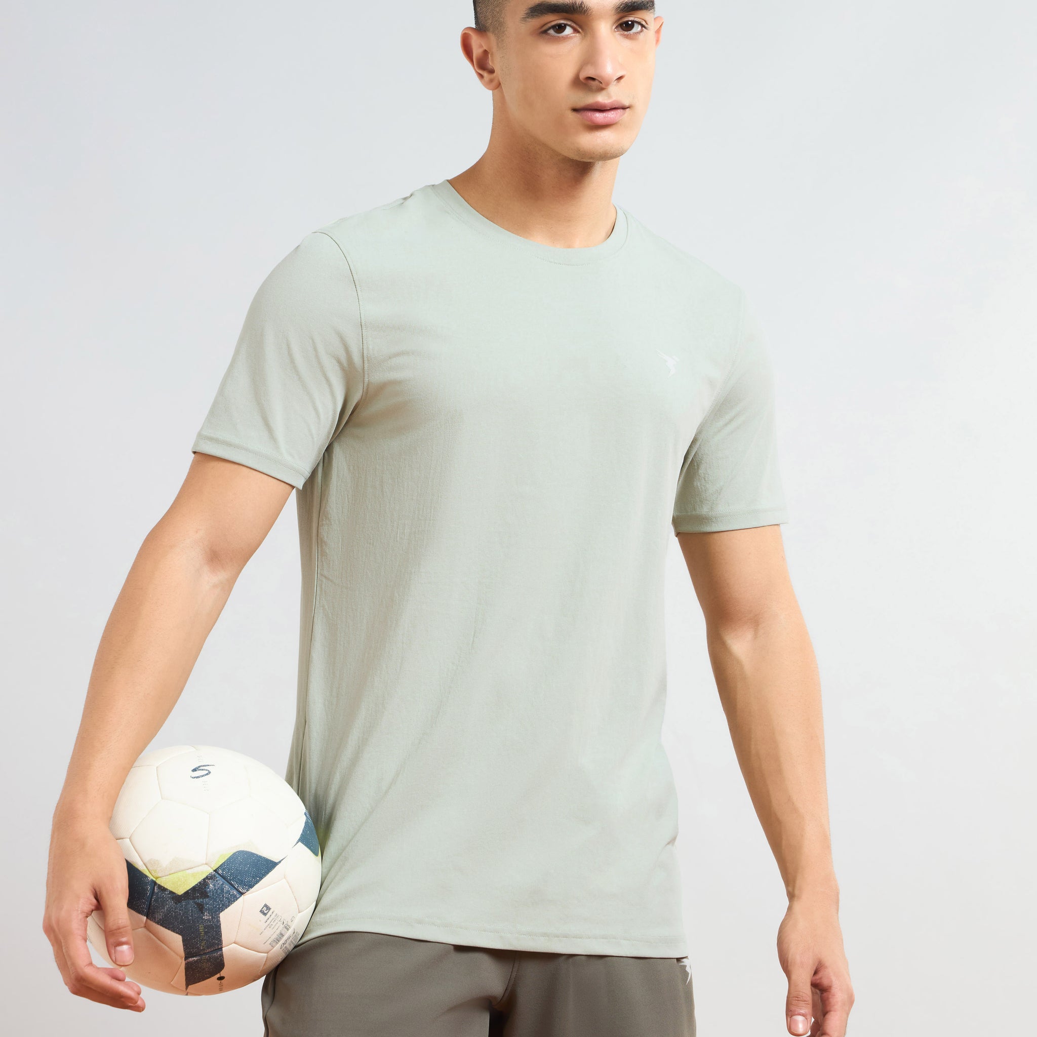 Men Solid Slim Fit Crew Neck T-shirt with COTFLEX