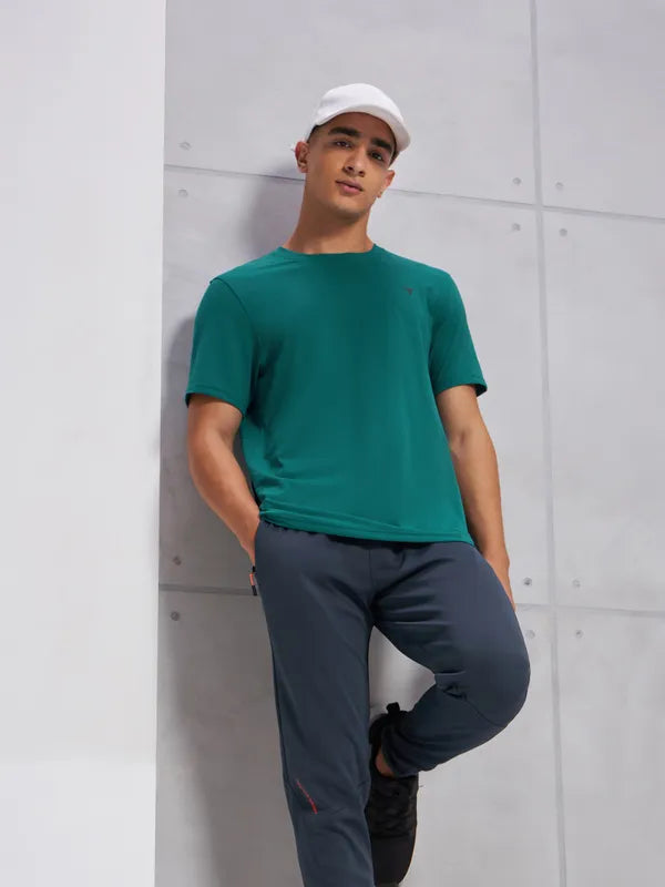 Men Solid Slim Fit Crew Neck T-shirt with COTFLEX