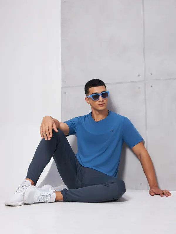 Men Solid Slim Fit Crew Neck T-shirt with COTFLEX
