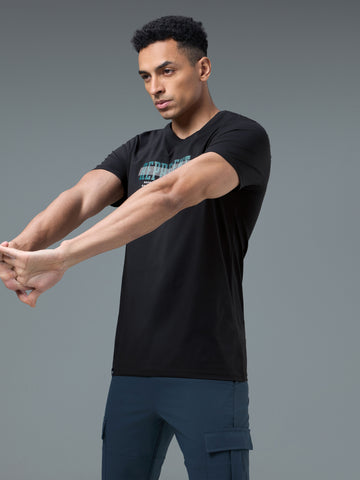 Men Printed Slim Fit Round Neck T-shirt with COTFLEX