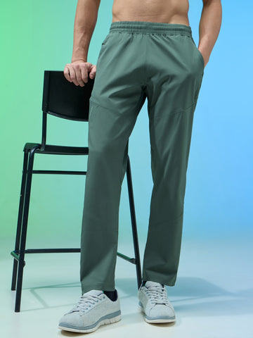 Men Solid Regular Fit Trackpants with TS FLEXI