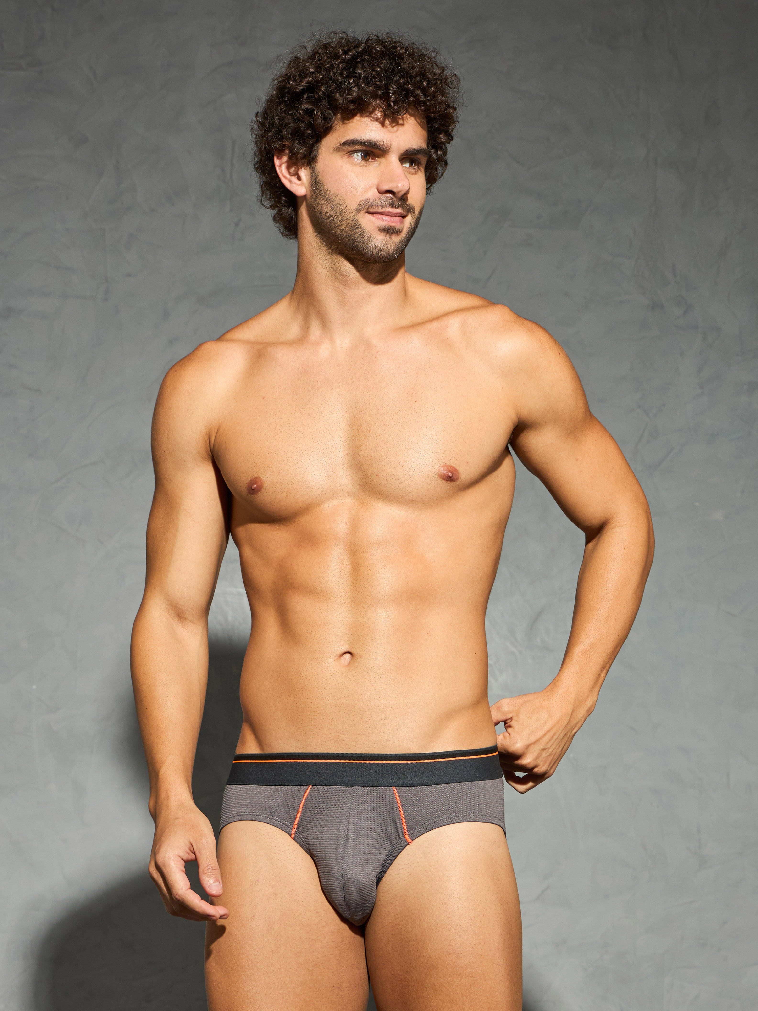 Men Colorblock Briefs with ELASTO LITE