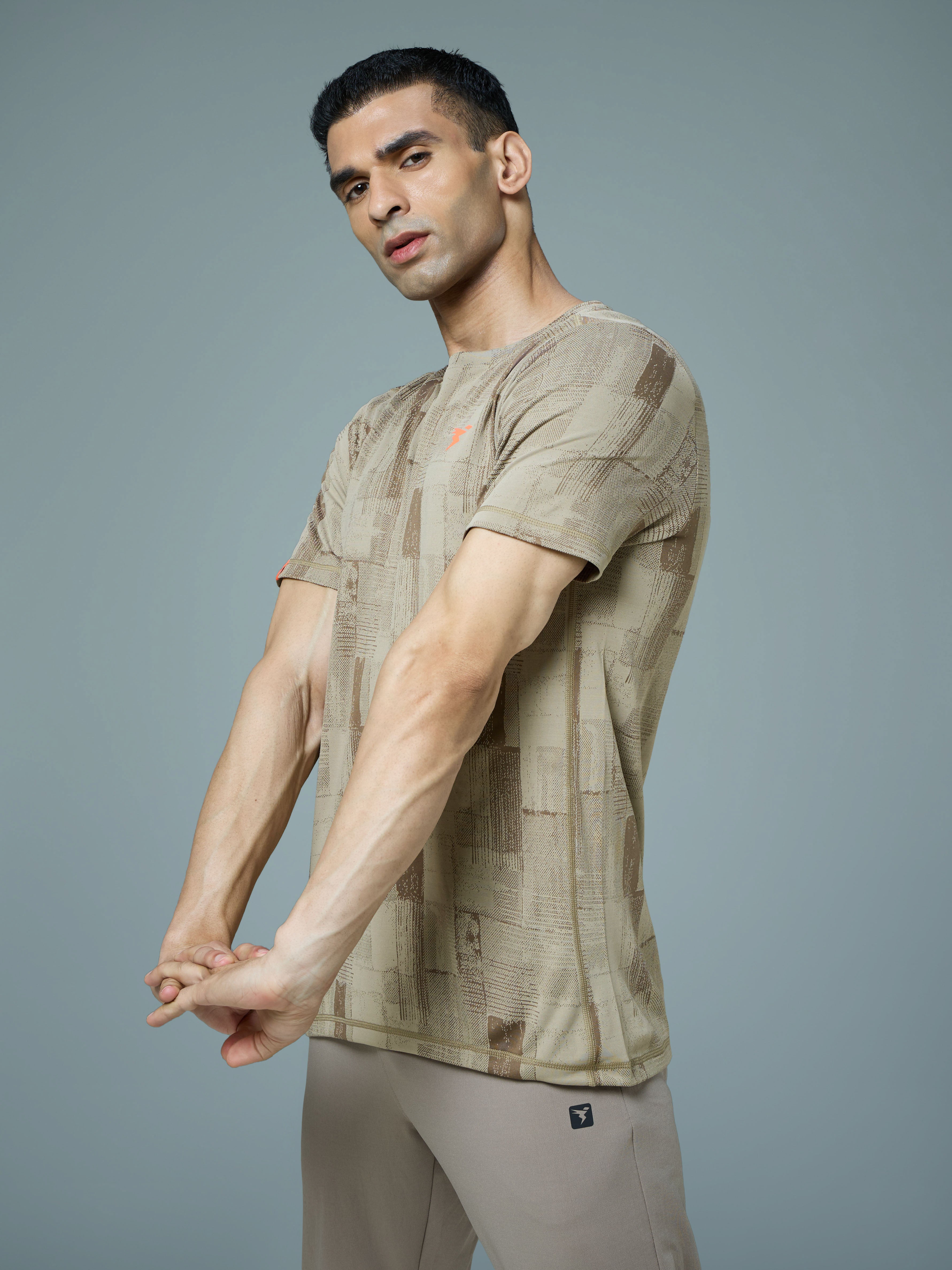 Men Jacquard Slim Fit Crew Neck T-shirt with DOUBLE COOL