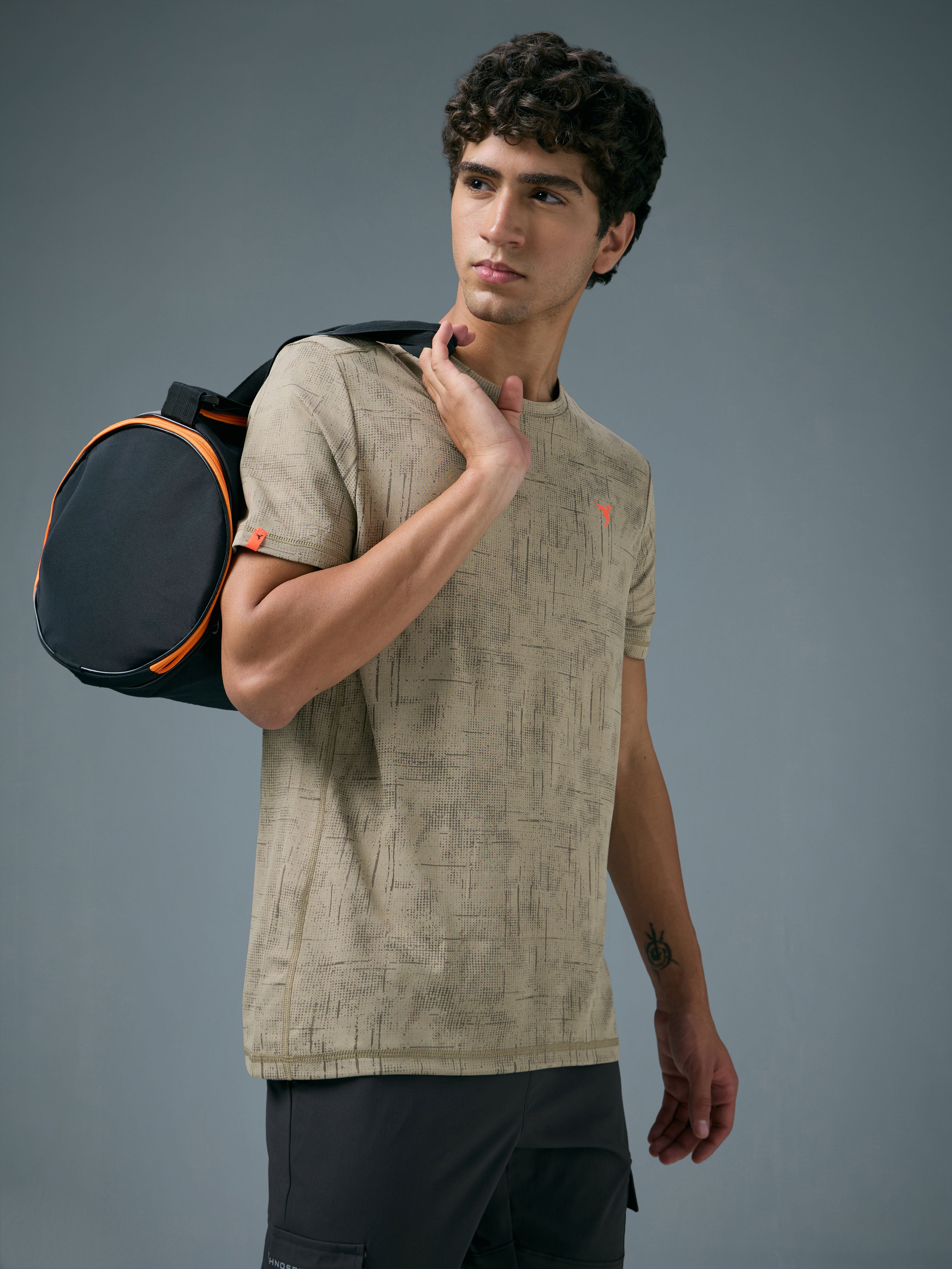 Men Jacquard Slim Fit Crew Neck T-shirt with DOUBLE COOL