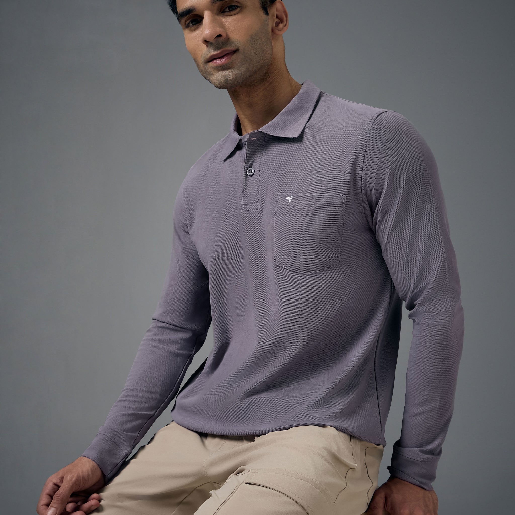 Men Solid Slim Fit Polo T-shirt with MATPIQ