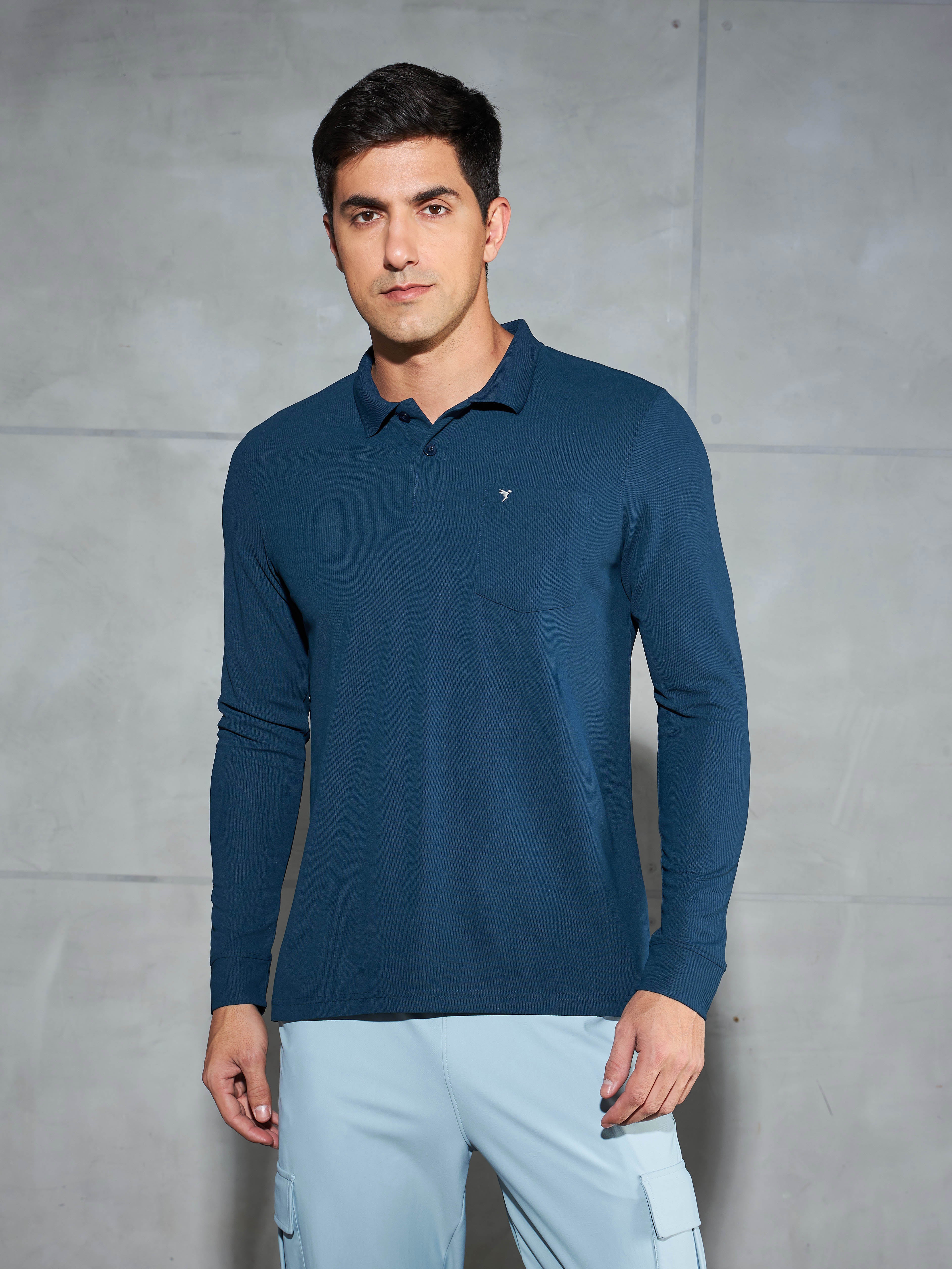 Men Solid Slim Fit Polo T-shirt with MATPIQ
