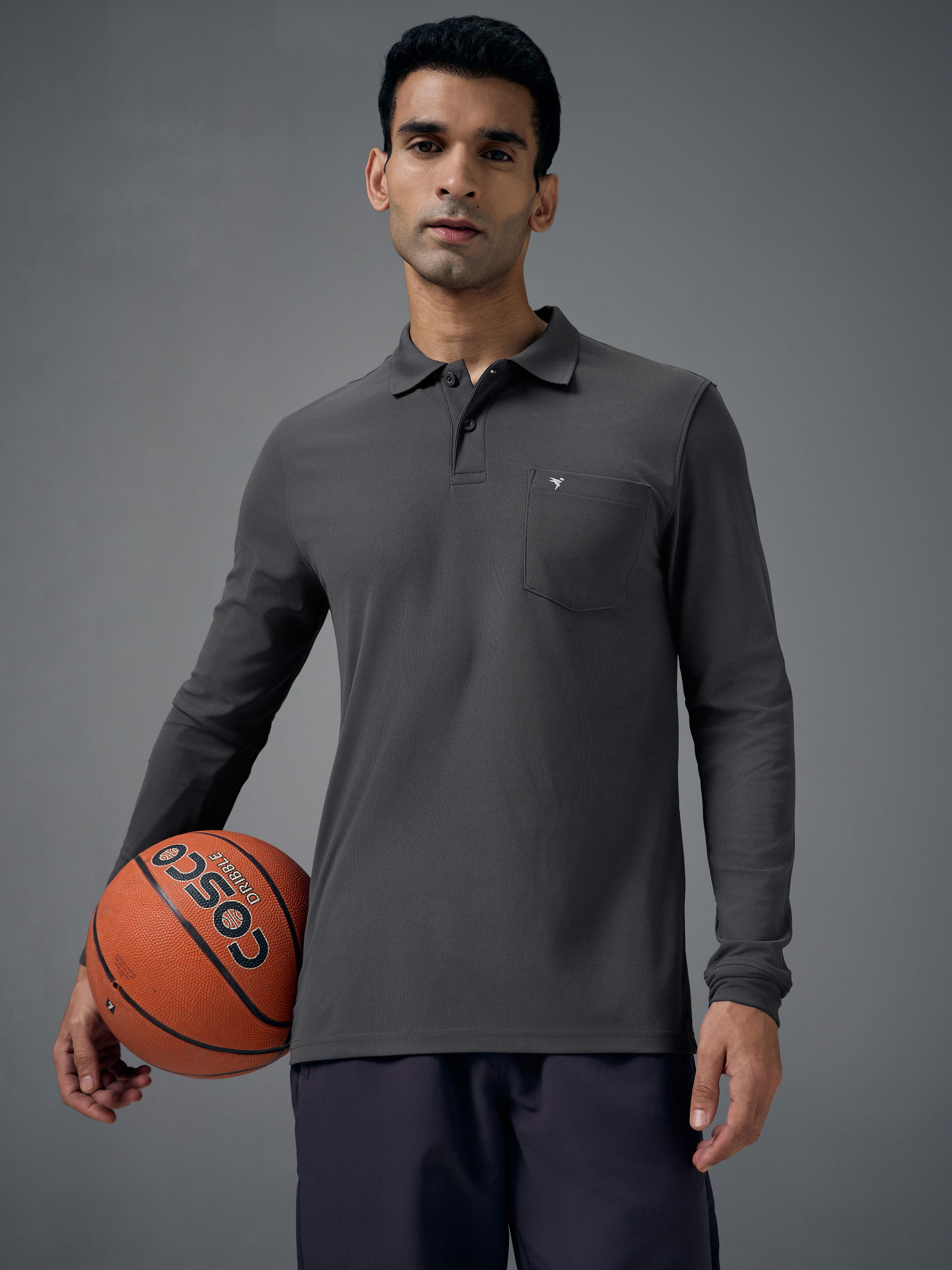 Men Solid Slim Fit Polo T-shirt with MATPIQ