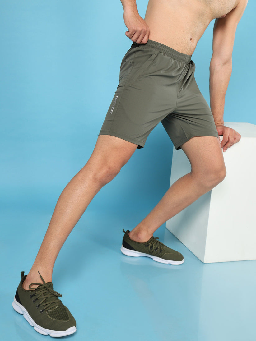 Men Olive Textured Relax Fit Shorts