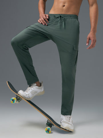 Men Solid Relax Fit Sports Cargo Trackpants with TS FLEXI