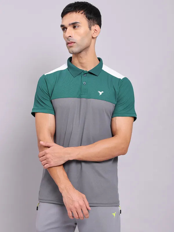 Men Colorblock Slim Fit Polo T-shirt with MATPIQ
