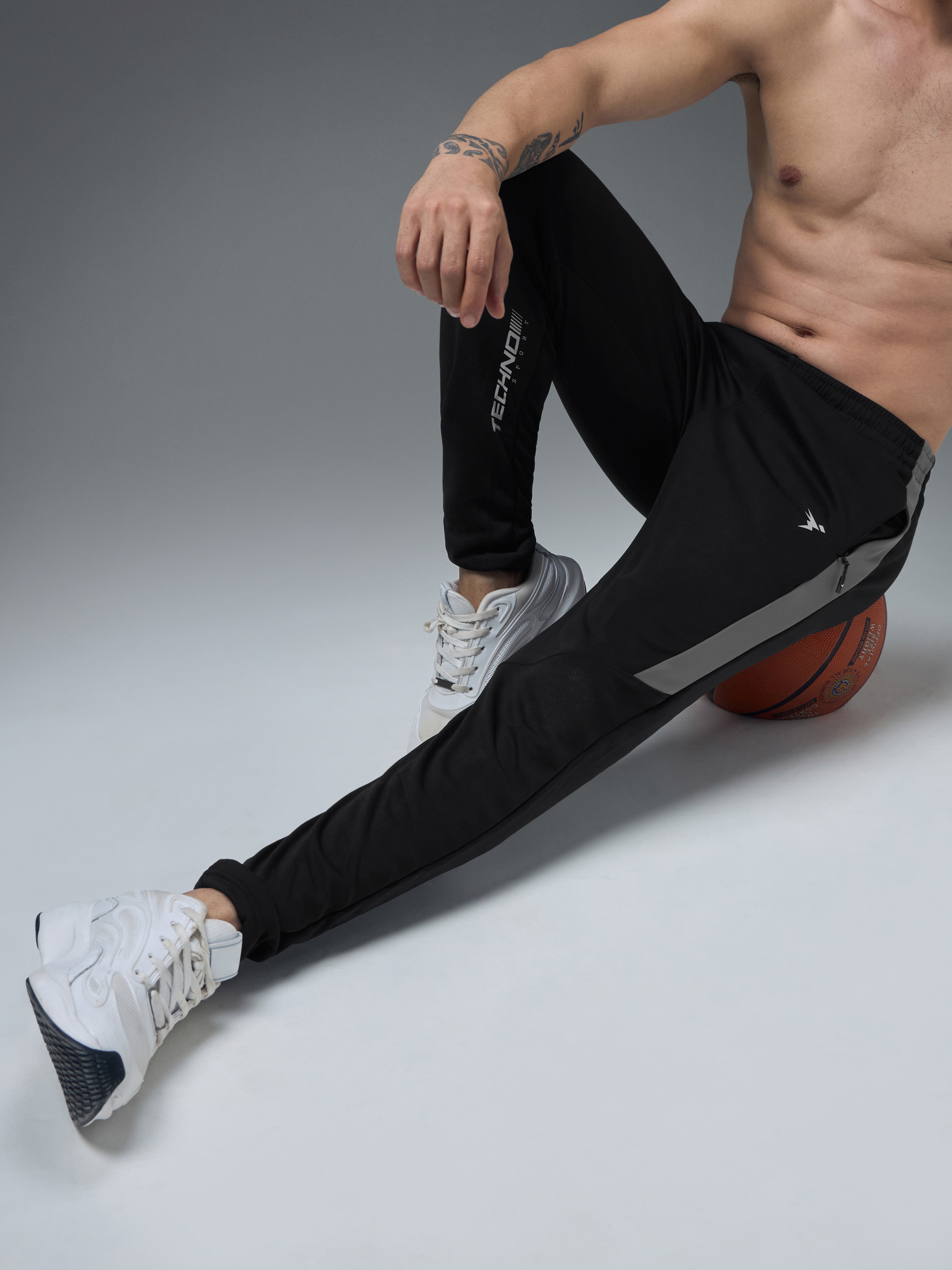 Men Solid Slim Fit Trackpants with TECHNO DRY