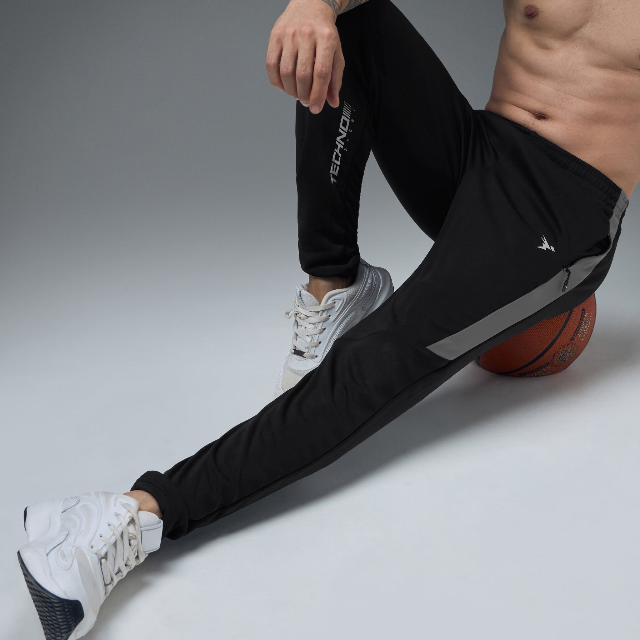Men Solid Slim Fit Trackpants with TECHNO DRY