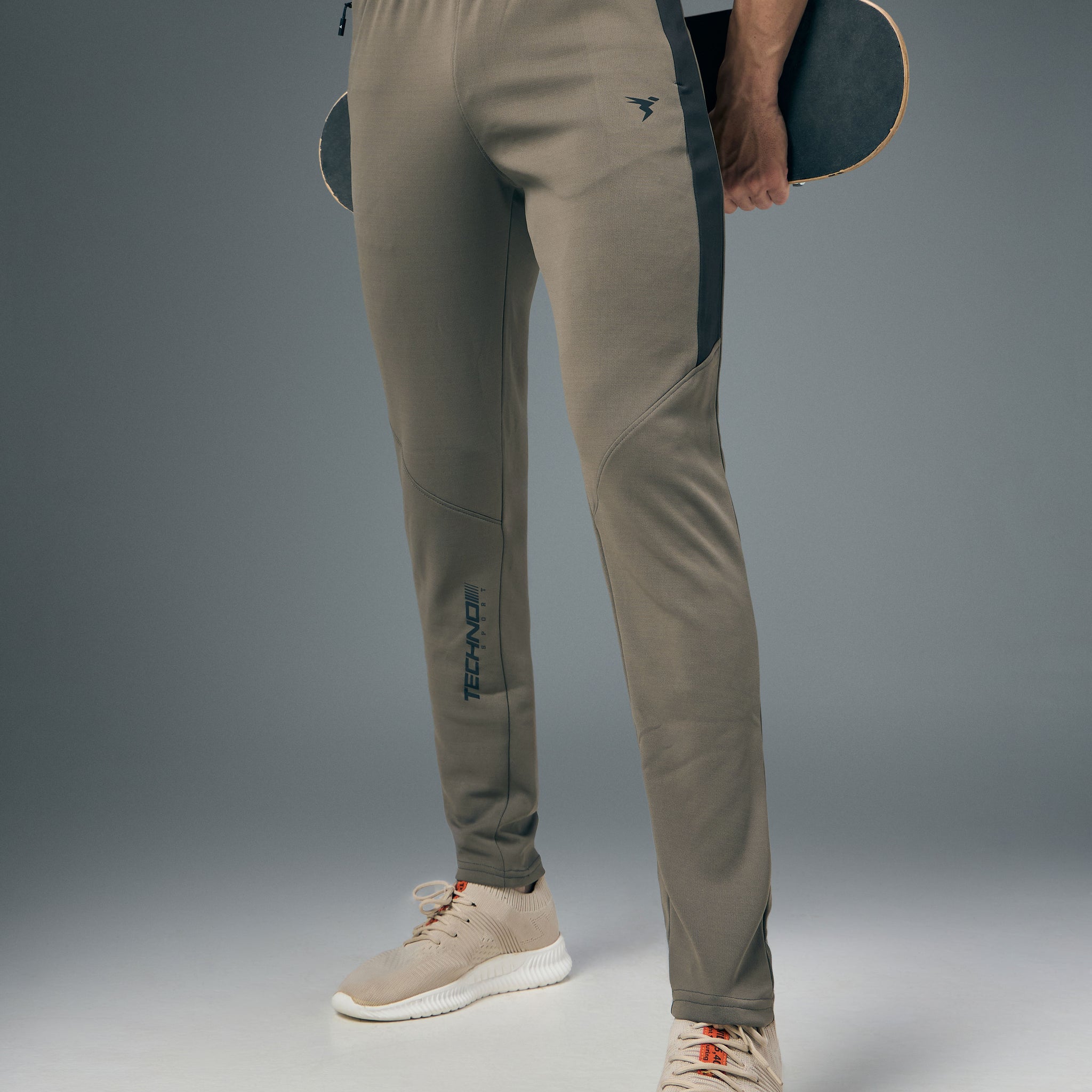 Men Solid Slim Fit Trackpants with TECHNO DRY