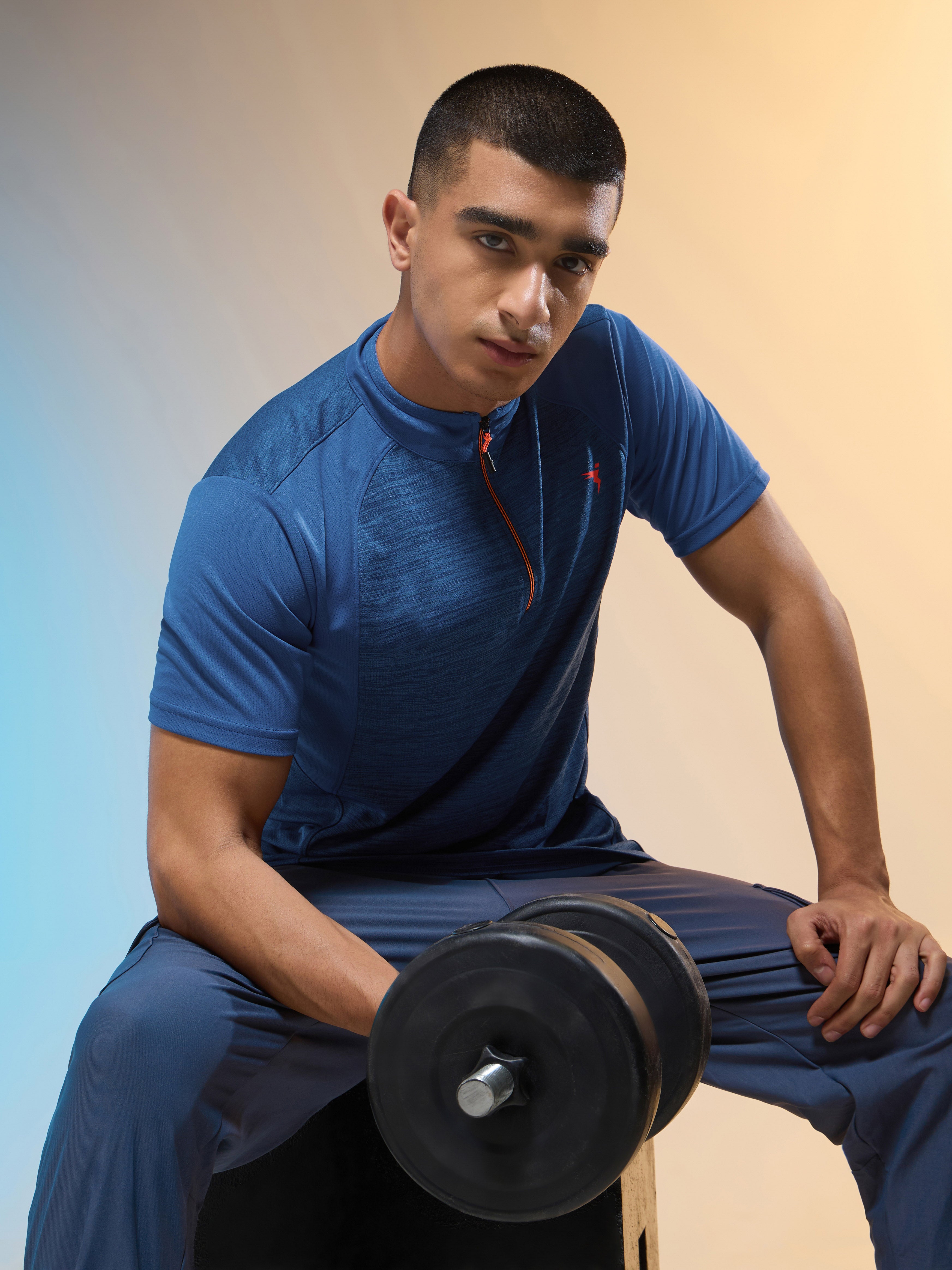 Men Melange Slim Fit Mock Neck T-shirt with TECHNO COOL+