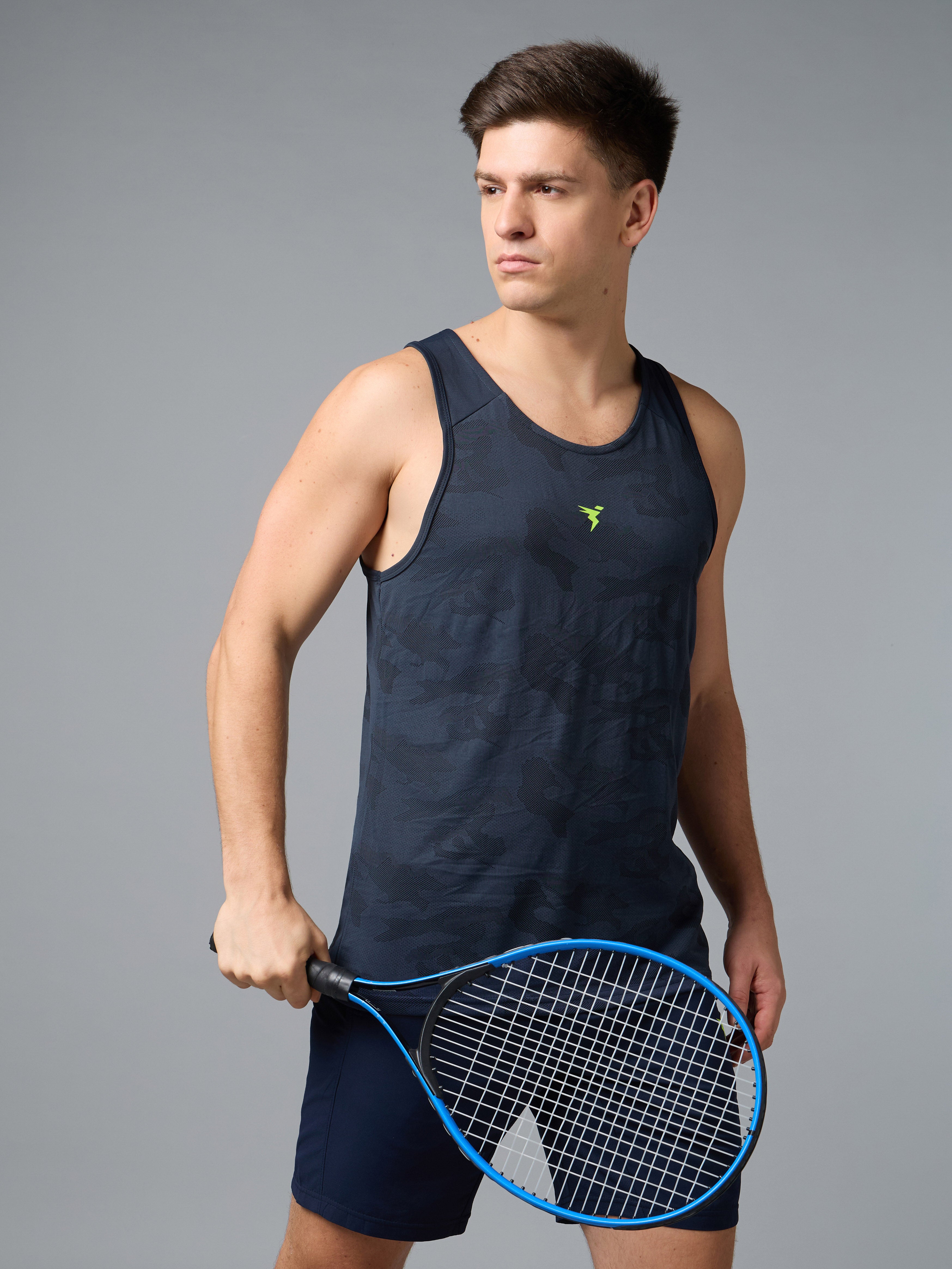 Men Colorblock Slim Fit Crew Neck Innerwear Vest with VENTMESH