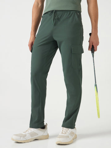 Men Solid Relax Fit Cargo Trackpants with DURACOOL+
