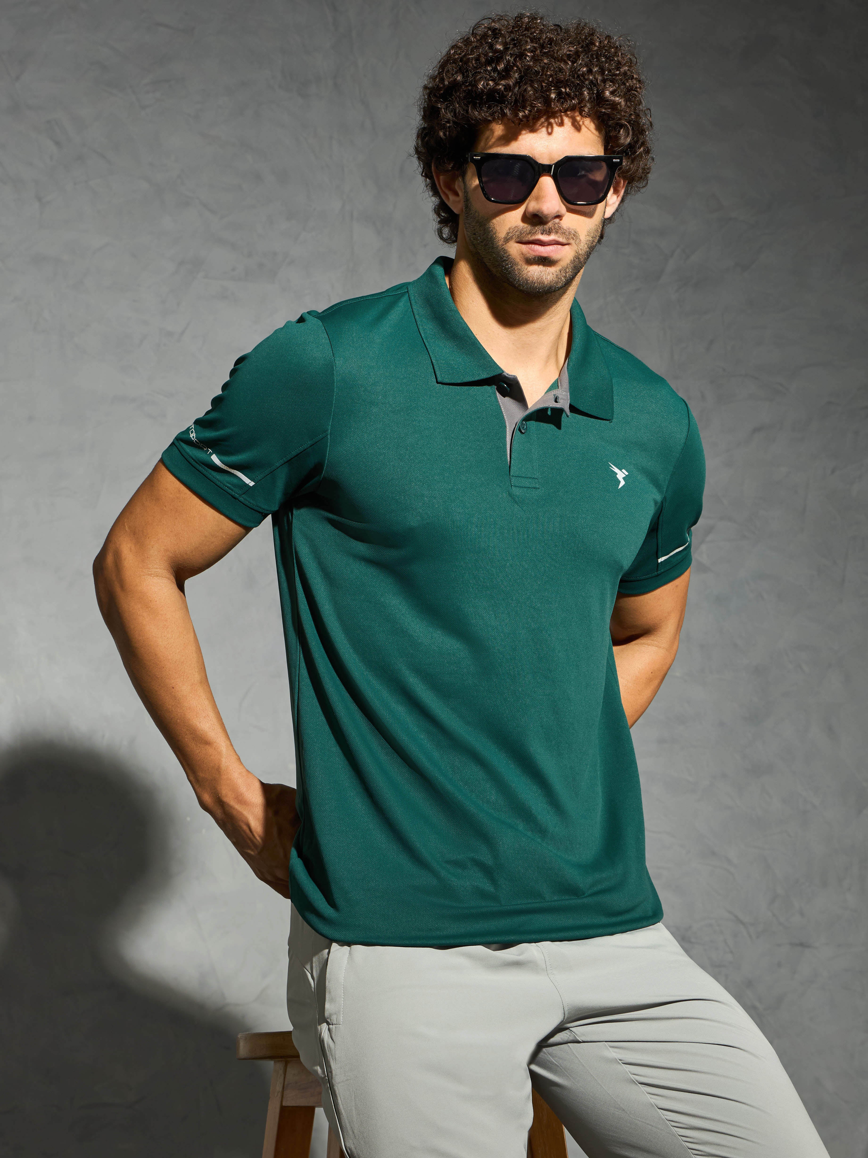 Men Solid Slim Fit Polo T-shirt with TECHNO COOL+