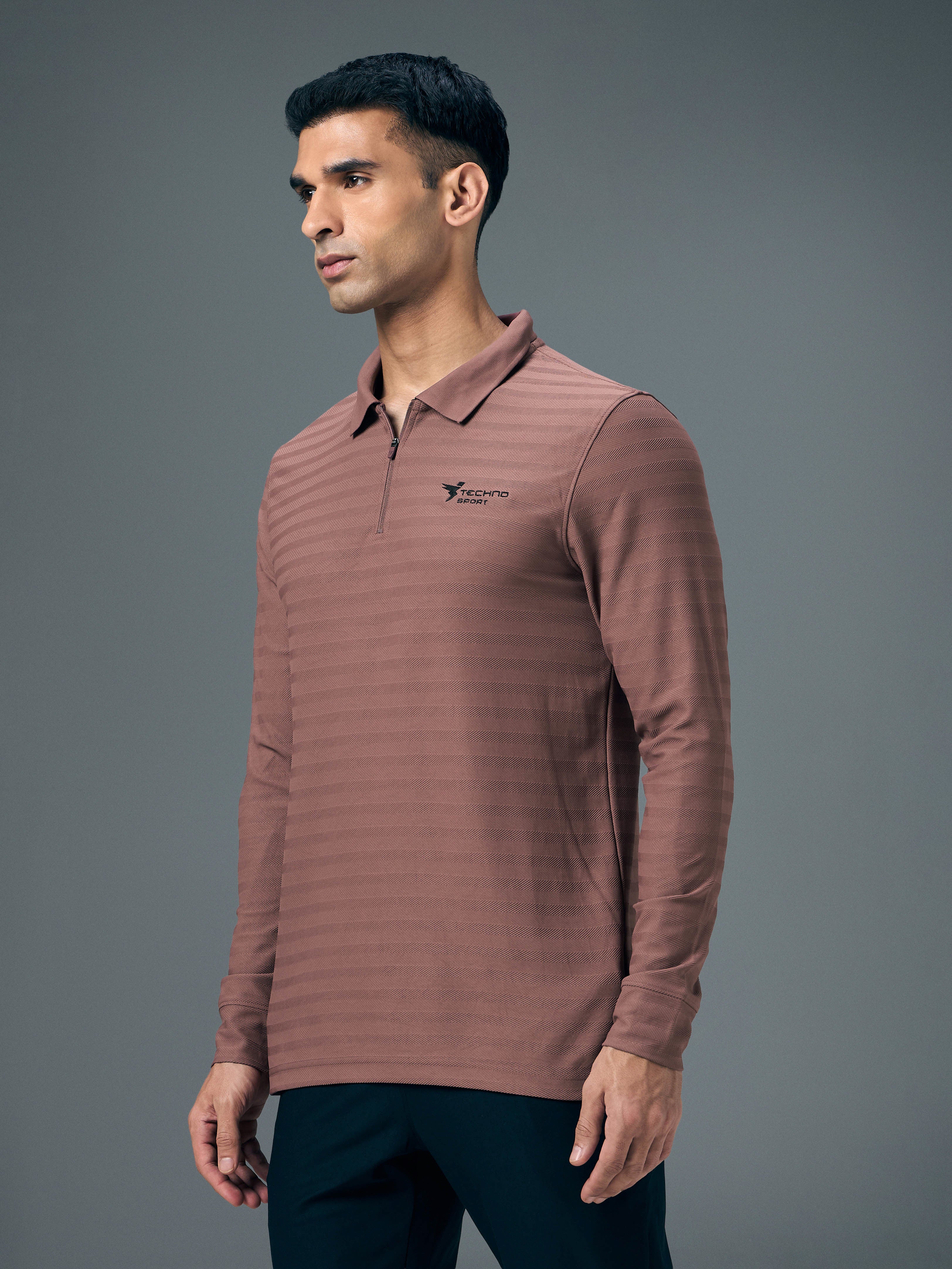 Men Solid Slim Fit Polo Sports T-shirt with MATPIQ