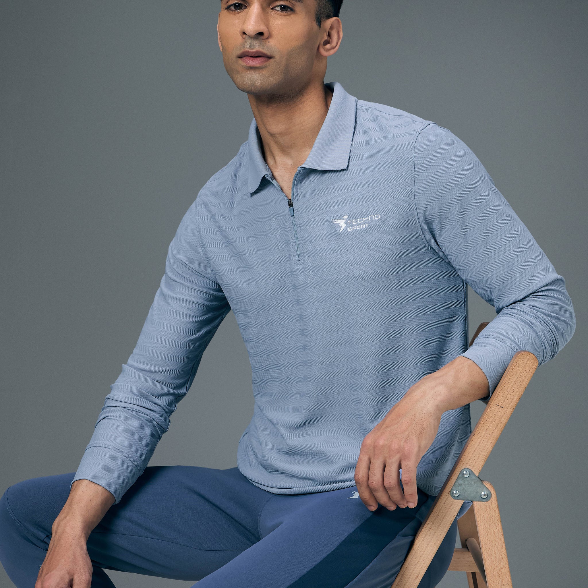 Men Solid Slim Fit Polo Sports T-shirt with MATPIQ