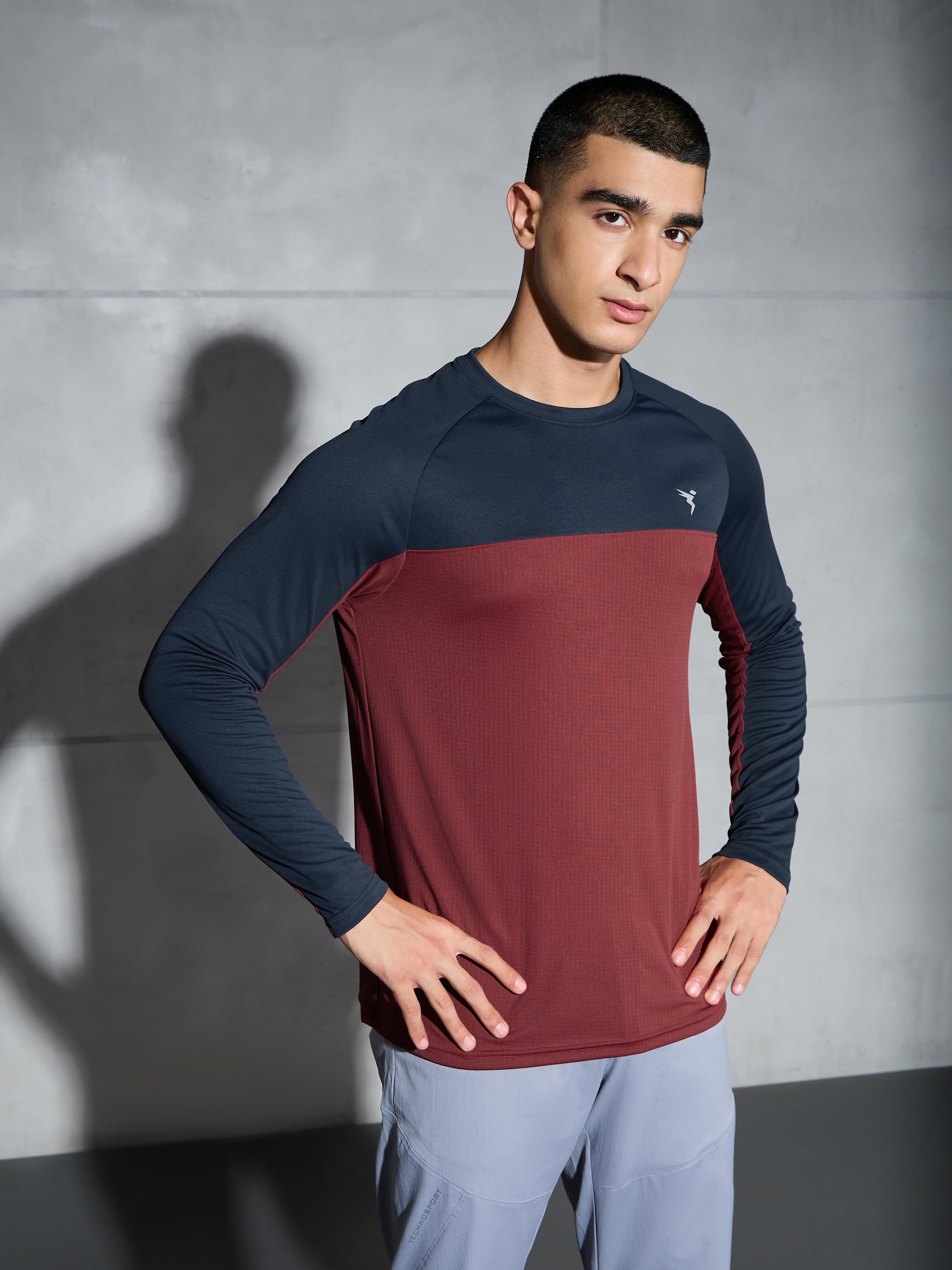 Men Colorblock Slim Fit Crew Neck T-shirt with TECHNO COOL+
