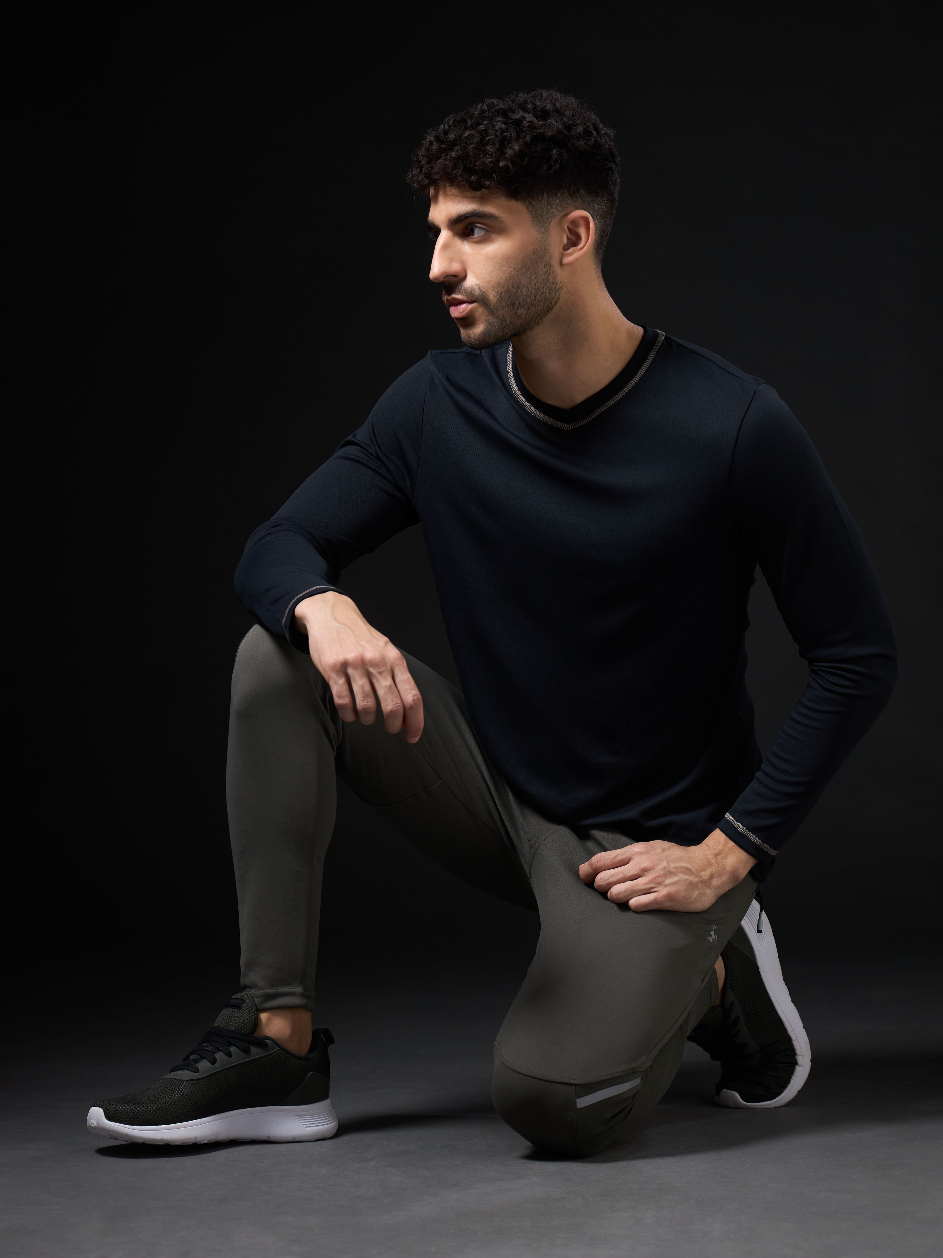 Men Solid Slim Fit V Neck Sports T-shirt with TECHNOCOOL+