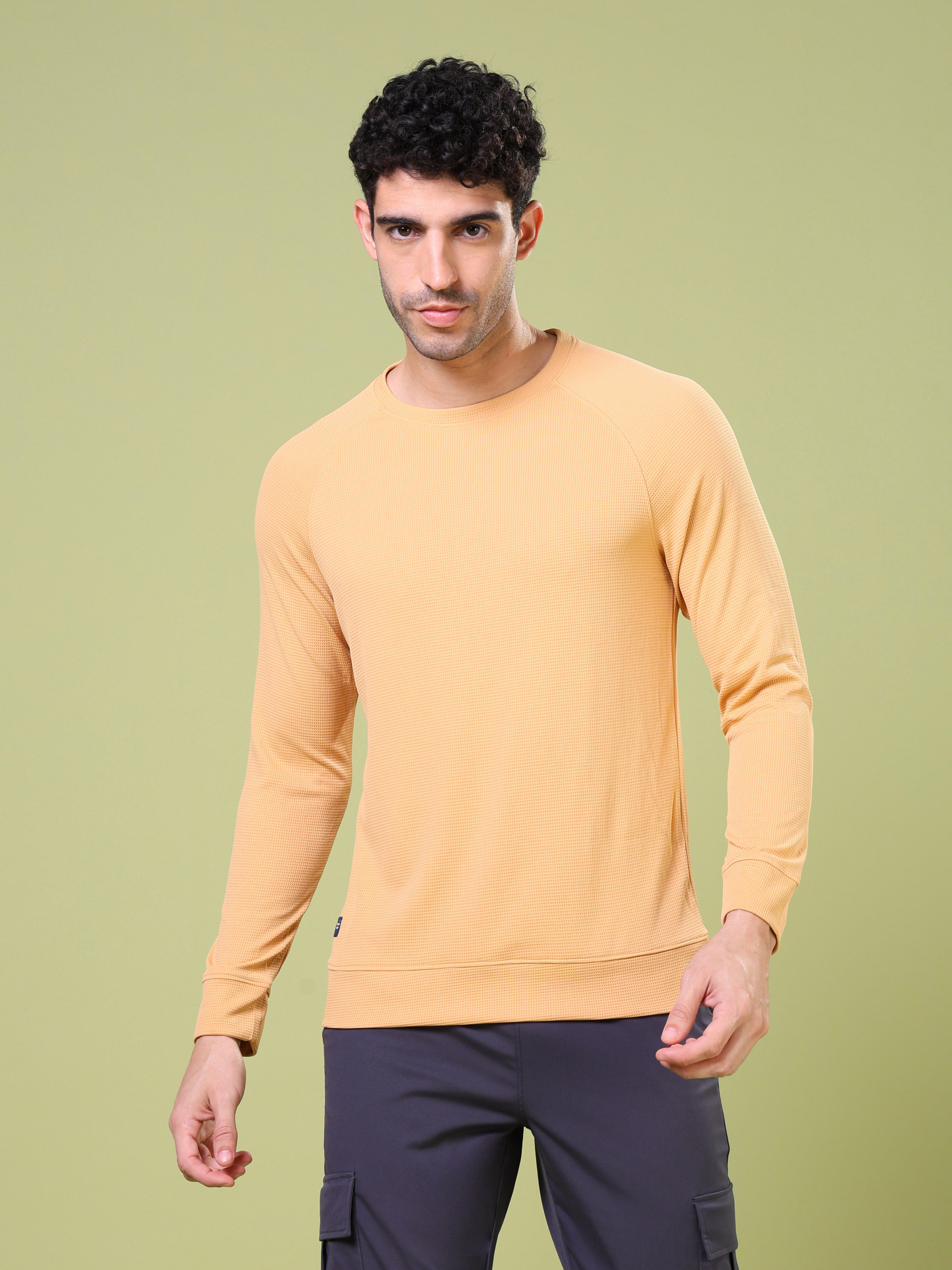Men Cubic Melange Slim Fit Round Neck T-shirt with TECHNOCOOL+