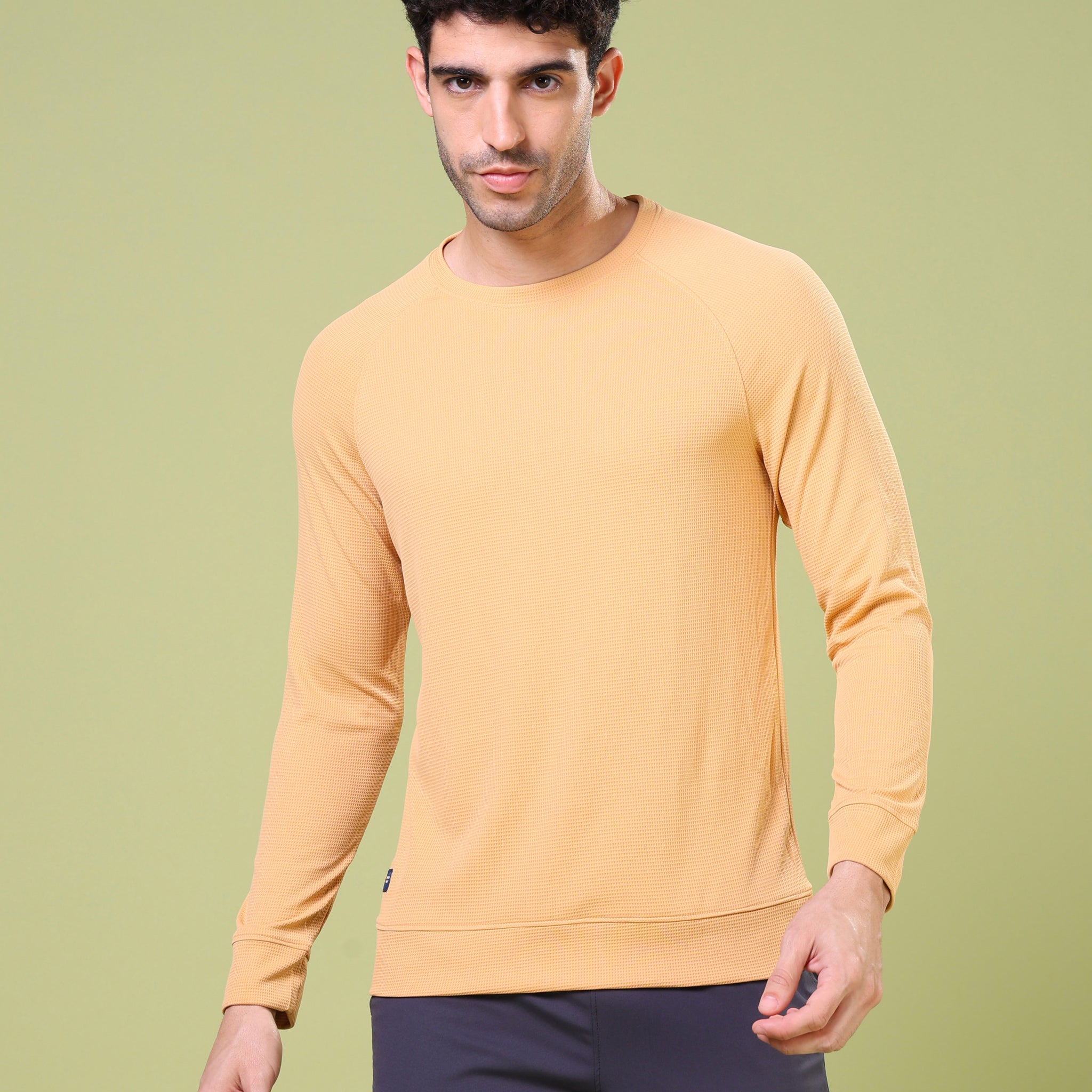 Men Cubic Melange Slim Fit Round Neck T-shirt with TECHNOCOOL+