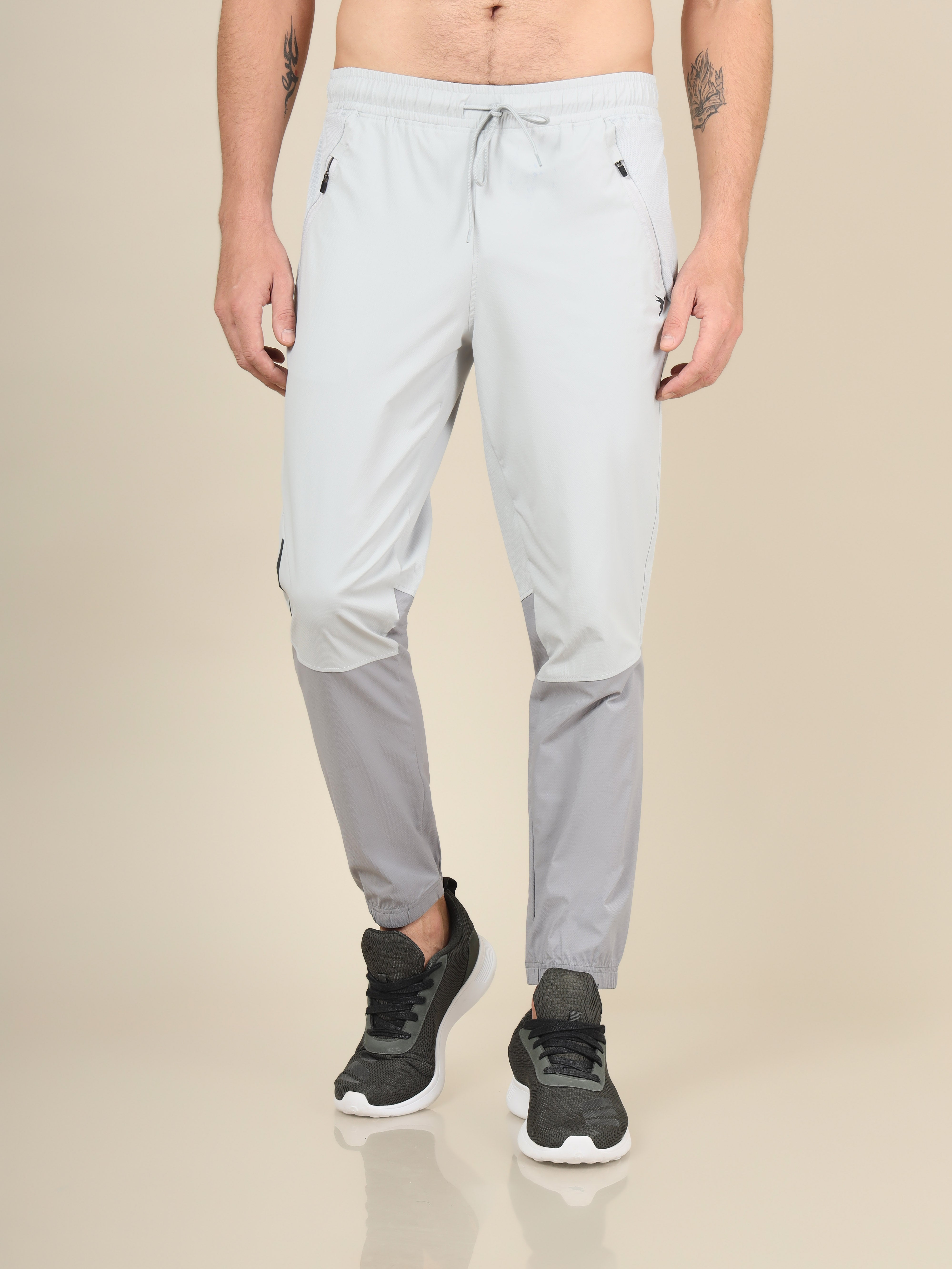 Men Colorblock Slim Fit Joggers with TECHNOLITE STRETCH