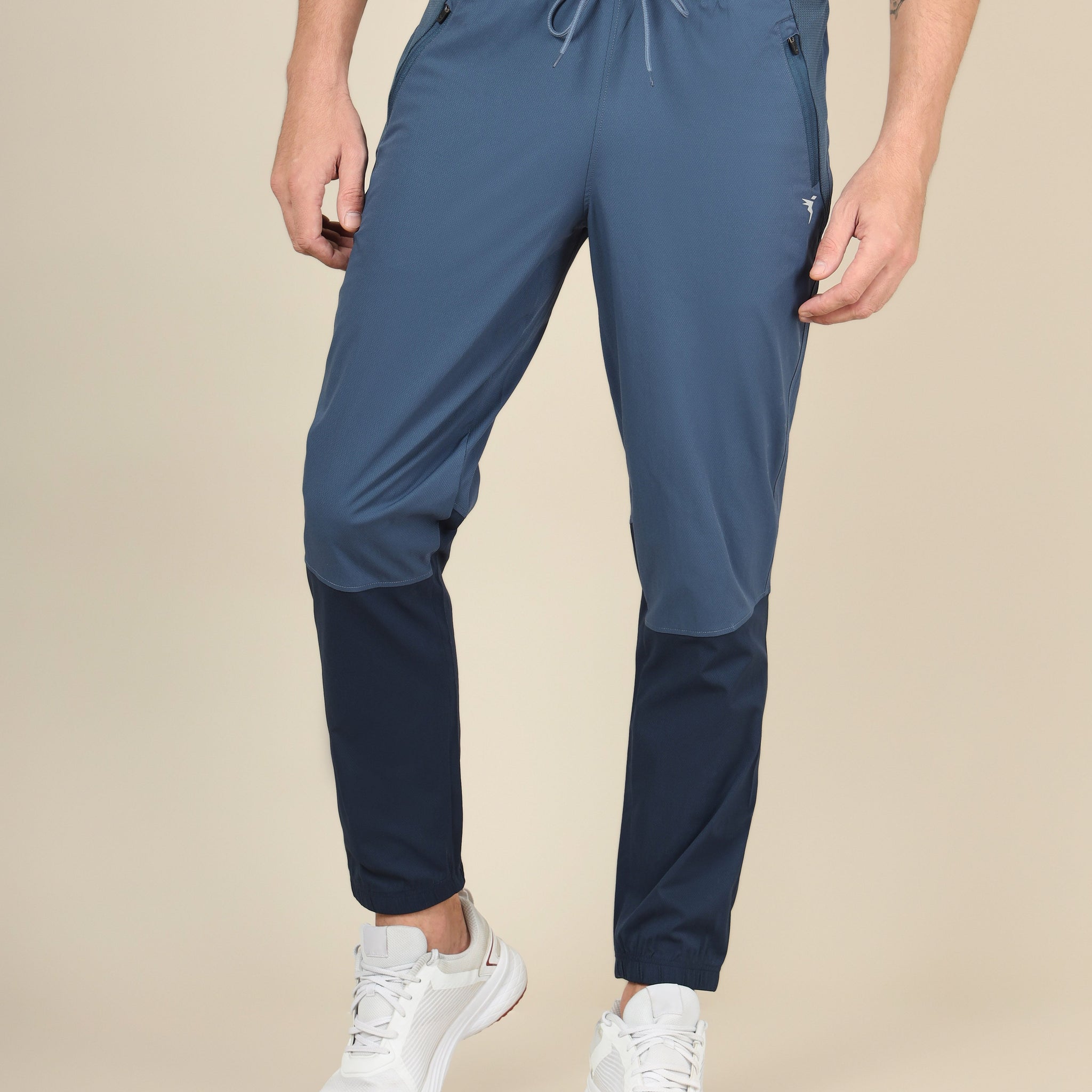 Men Colorblock Slim Fit Joggers with TECHNOLITE STRETCH