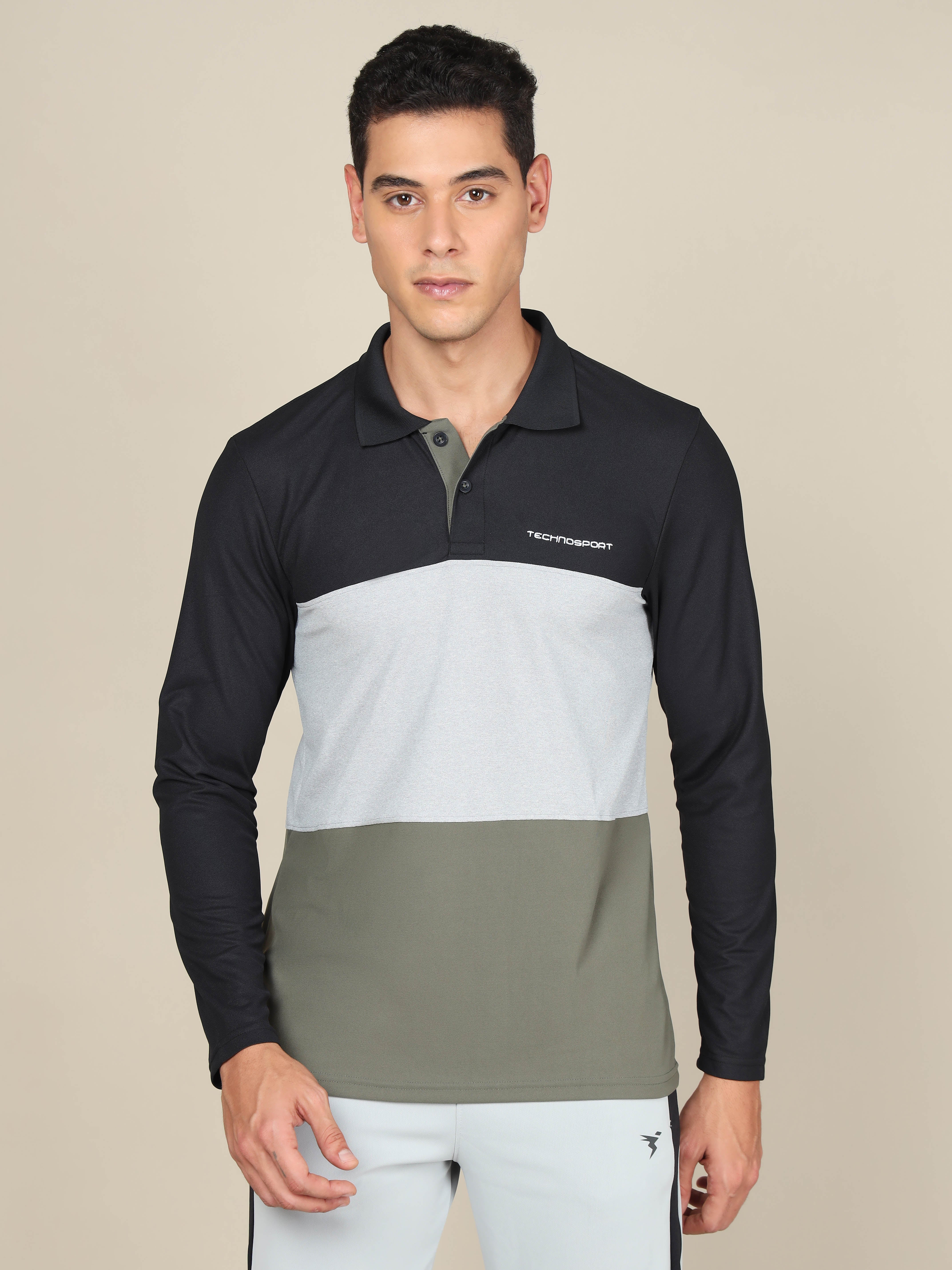 Men Solid Slim Fit Polo T-shirt with MATPIQ