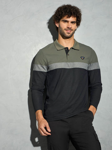 Men Colorblock Slim Fit Polo T-shirt with MATPIQ