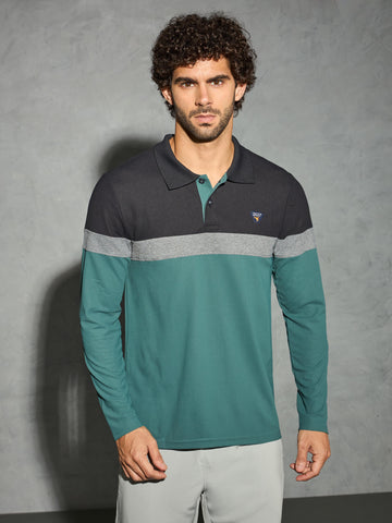 Men Colorblock Slim Fit Polo T-shirt with MATPIQ